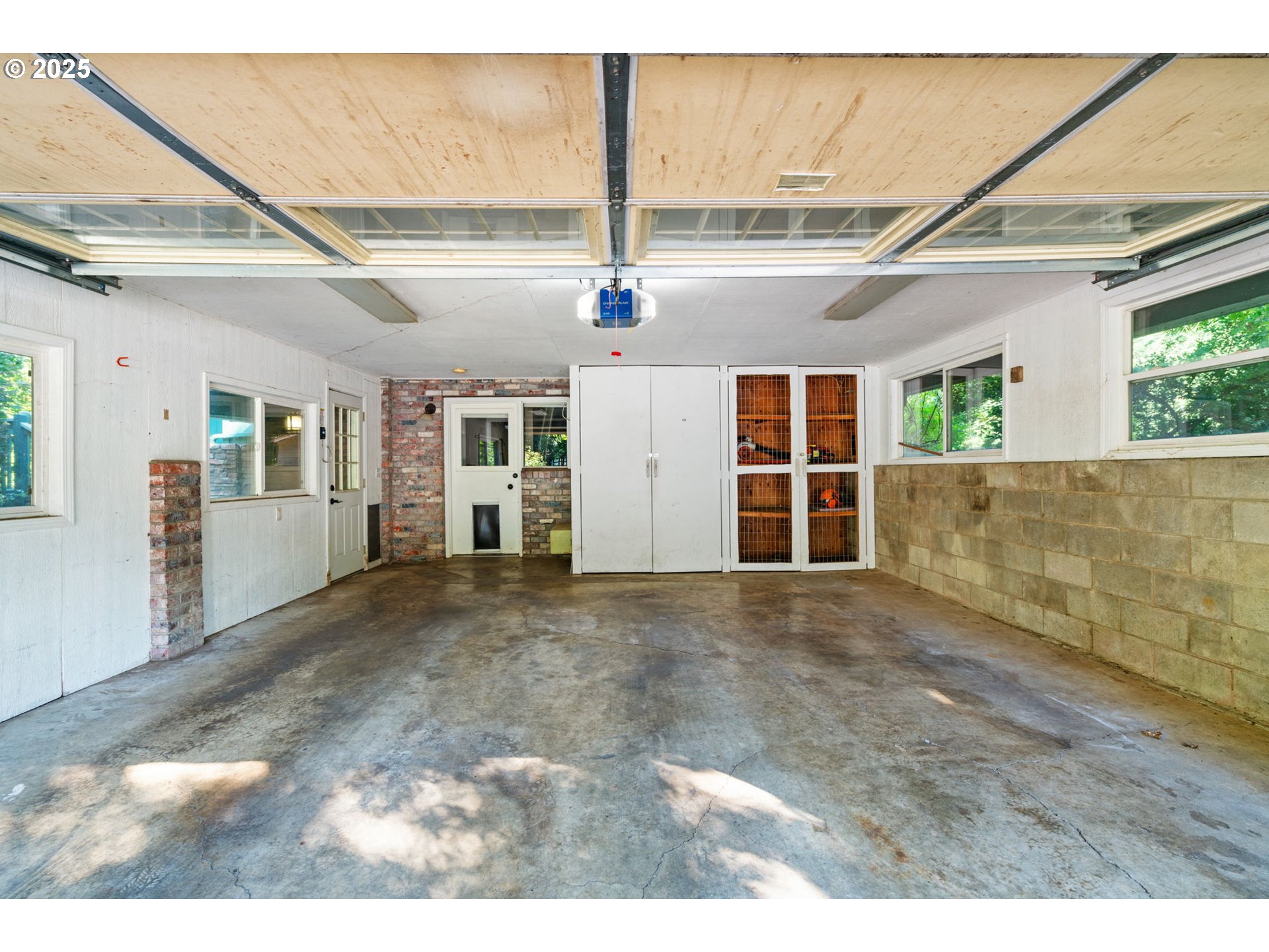 property viewer photo 26