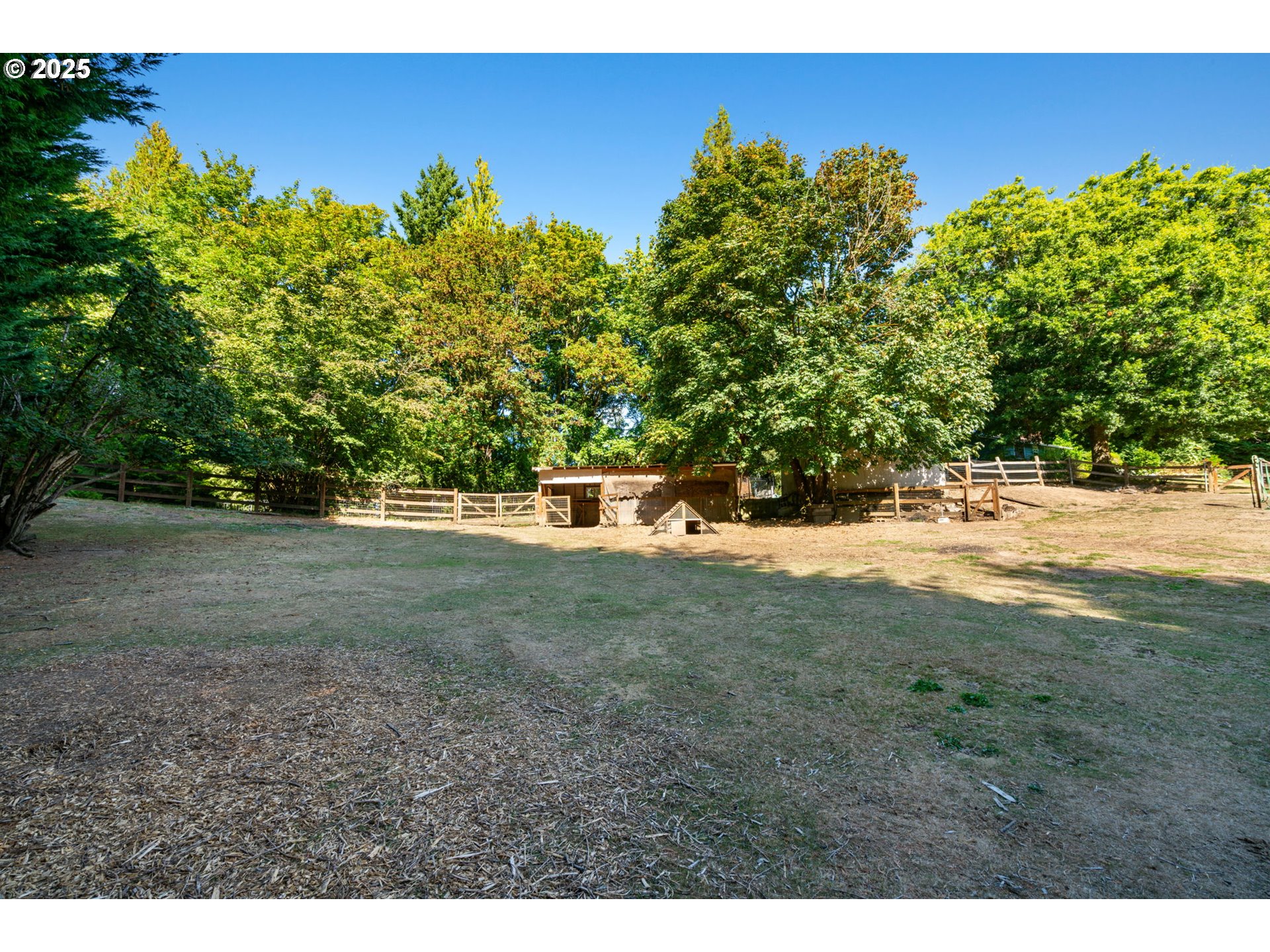 property viewer photo 28