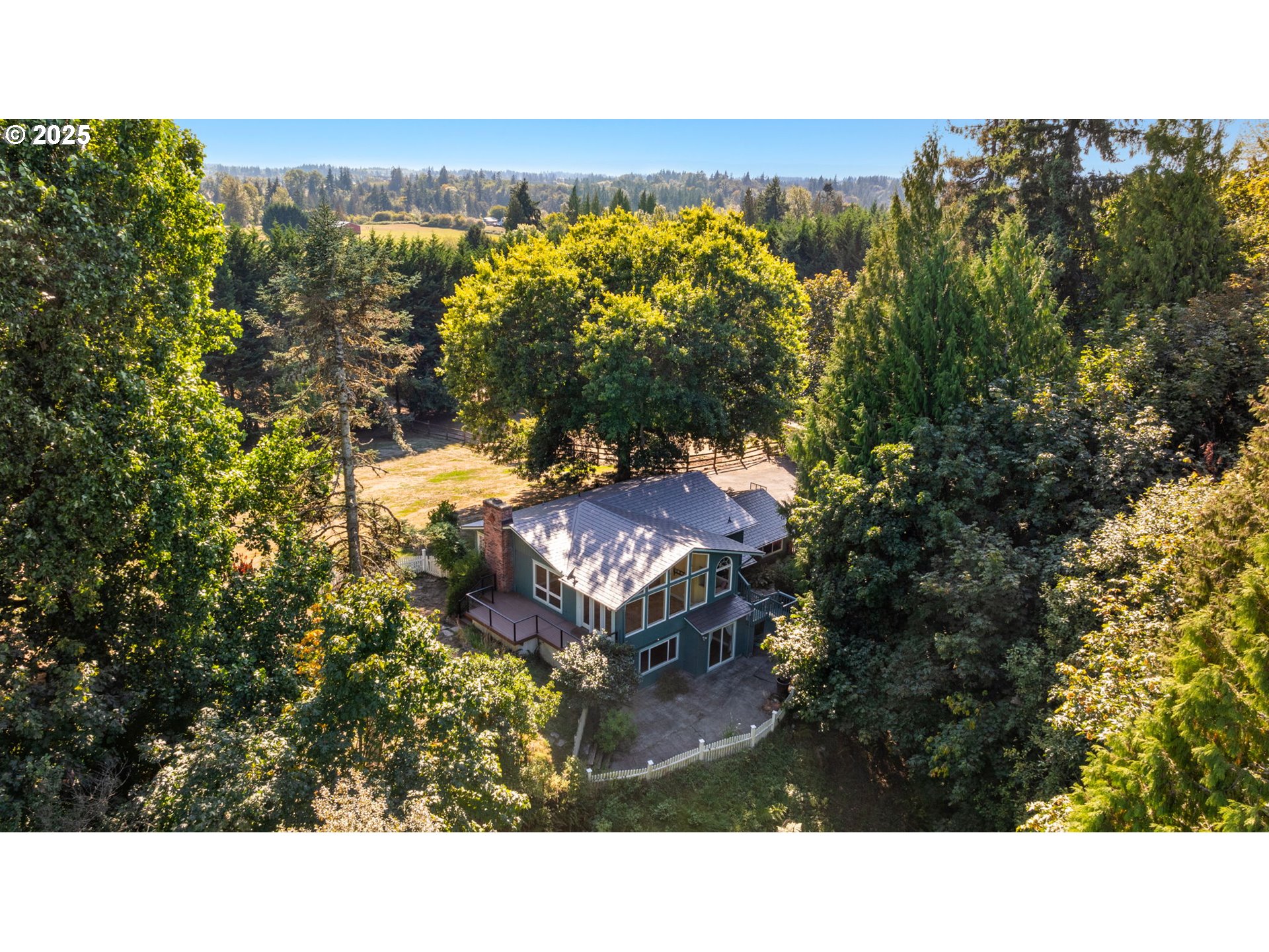property viewer photo 3