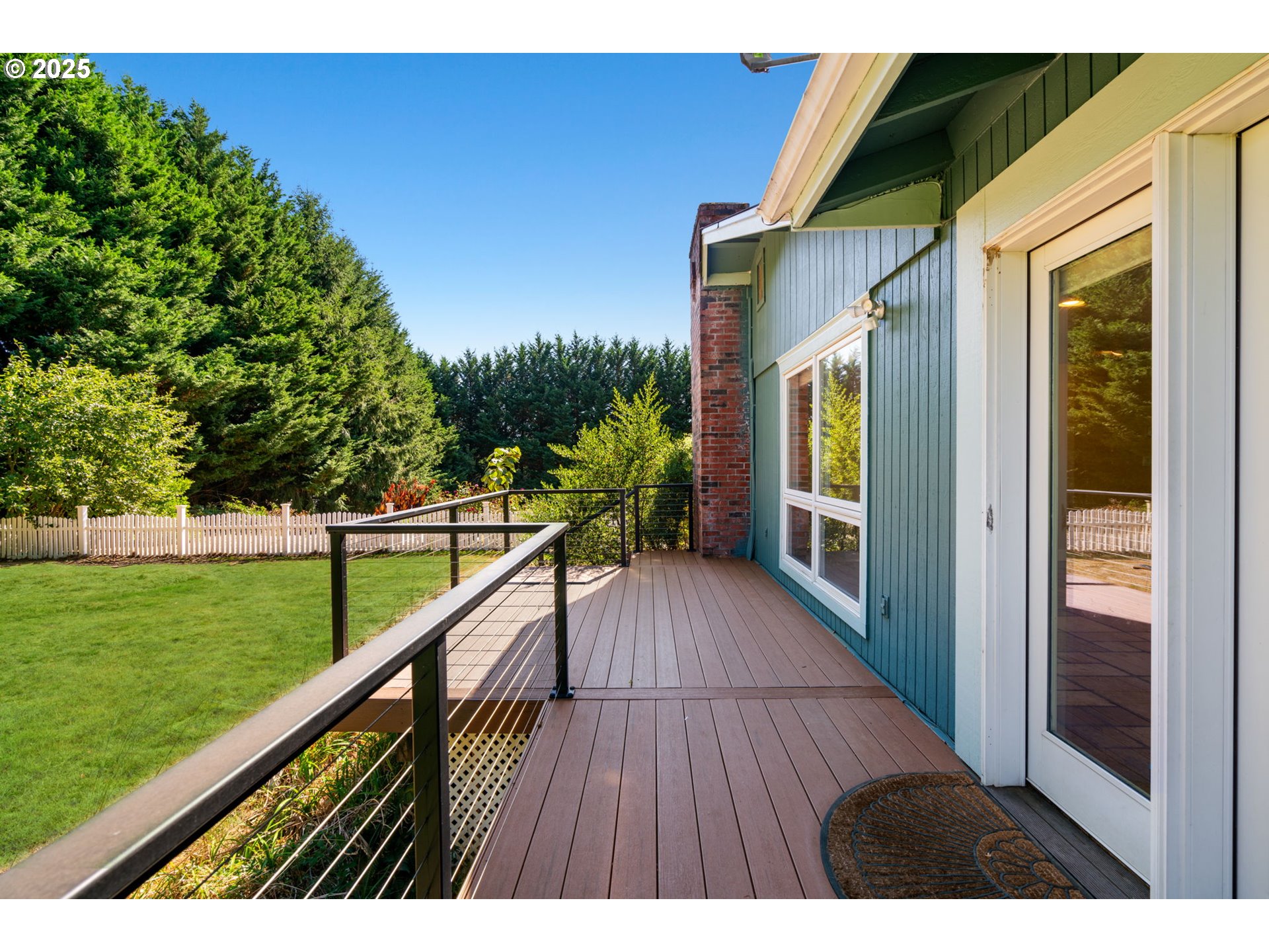 property viewer photo 35