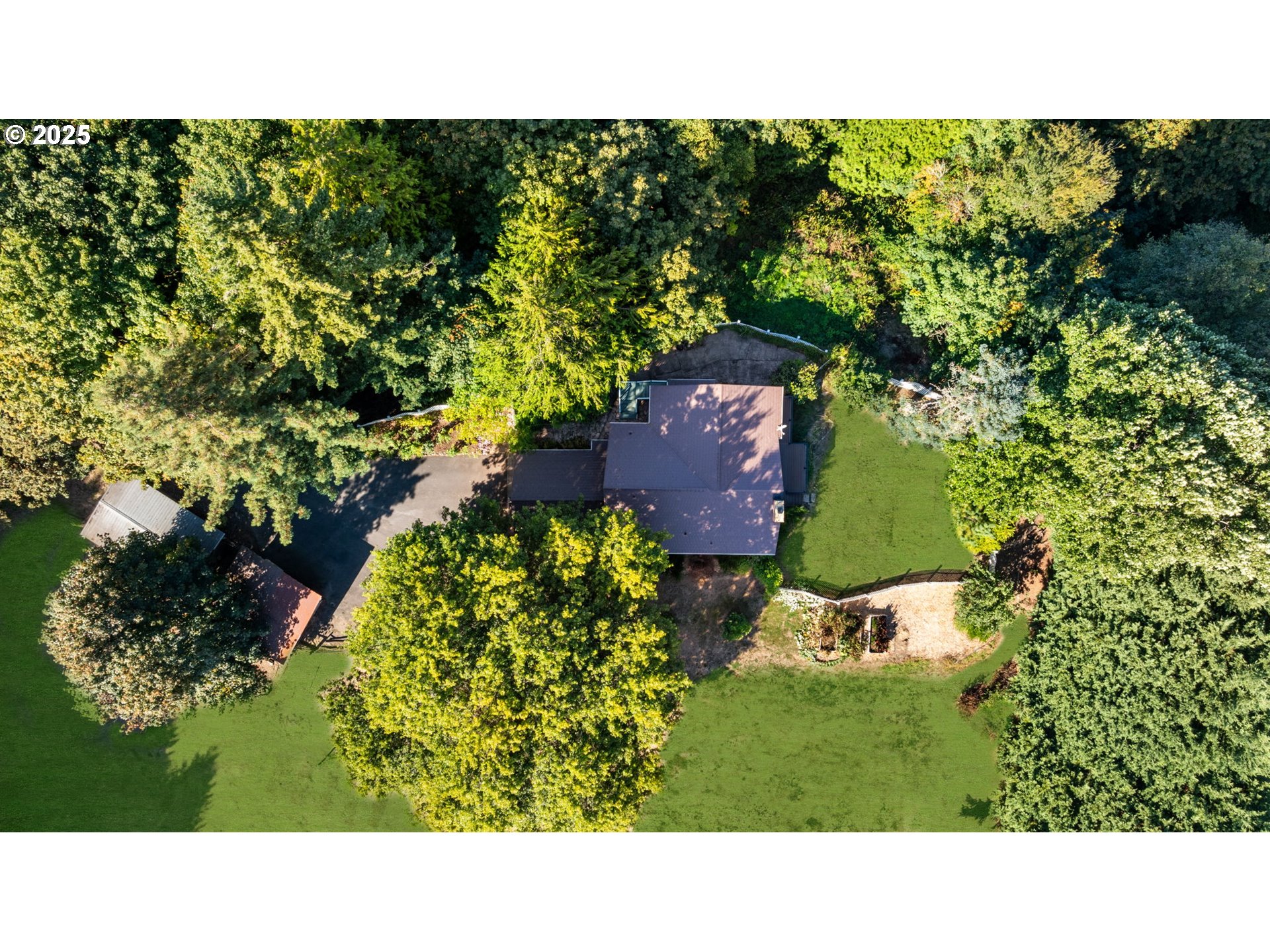 property viewer photo 36