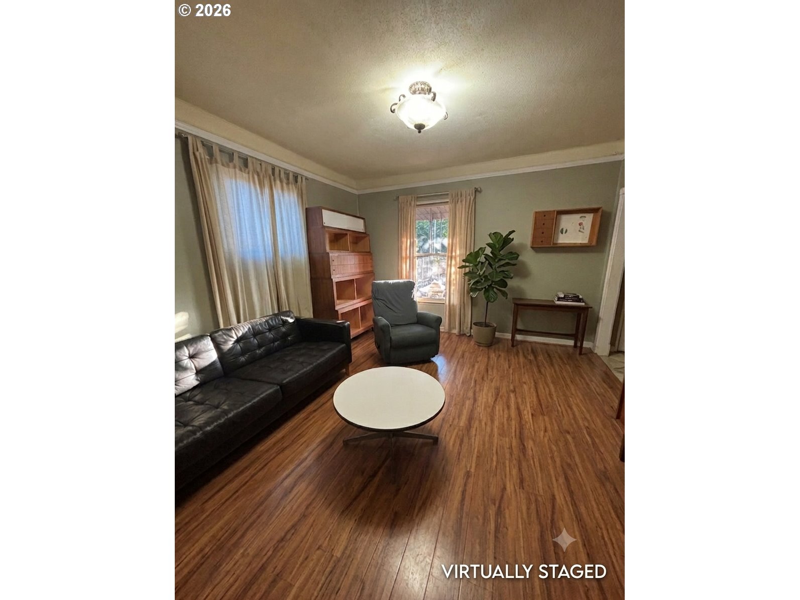 main property photo 7