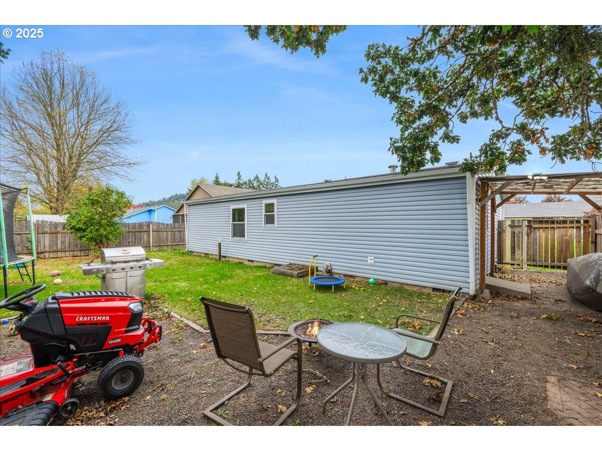property viewer photo 31