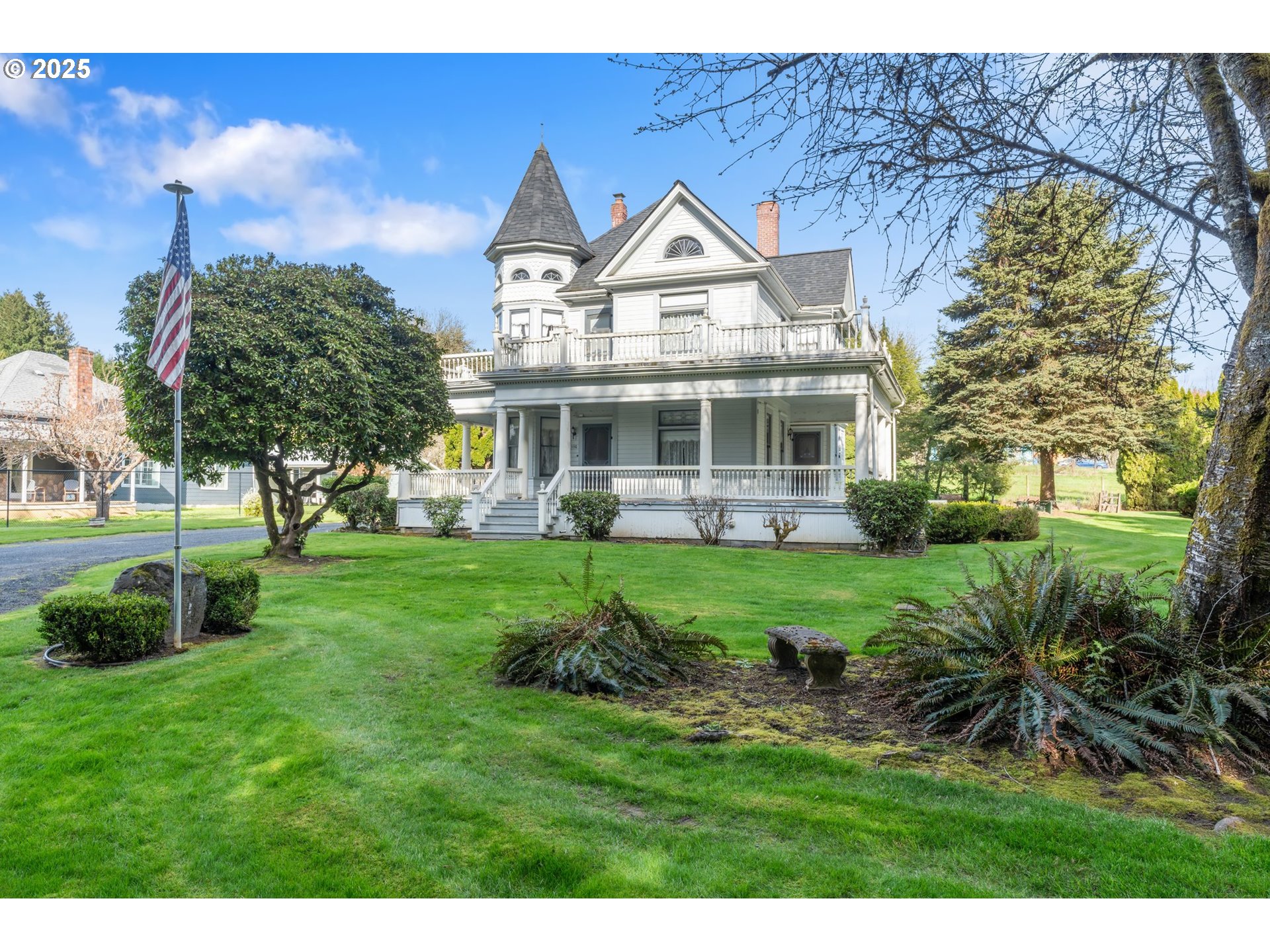 main property photo 38