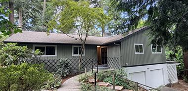 image of property with 4 Bed | 3 Bath | 2,904 Sqft