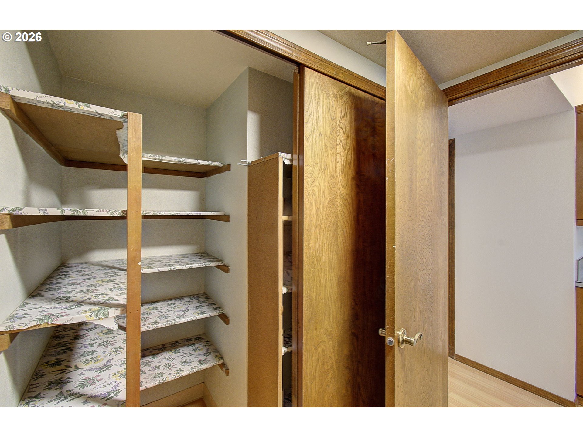 property viewer photo 29