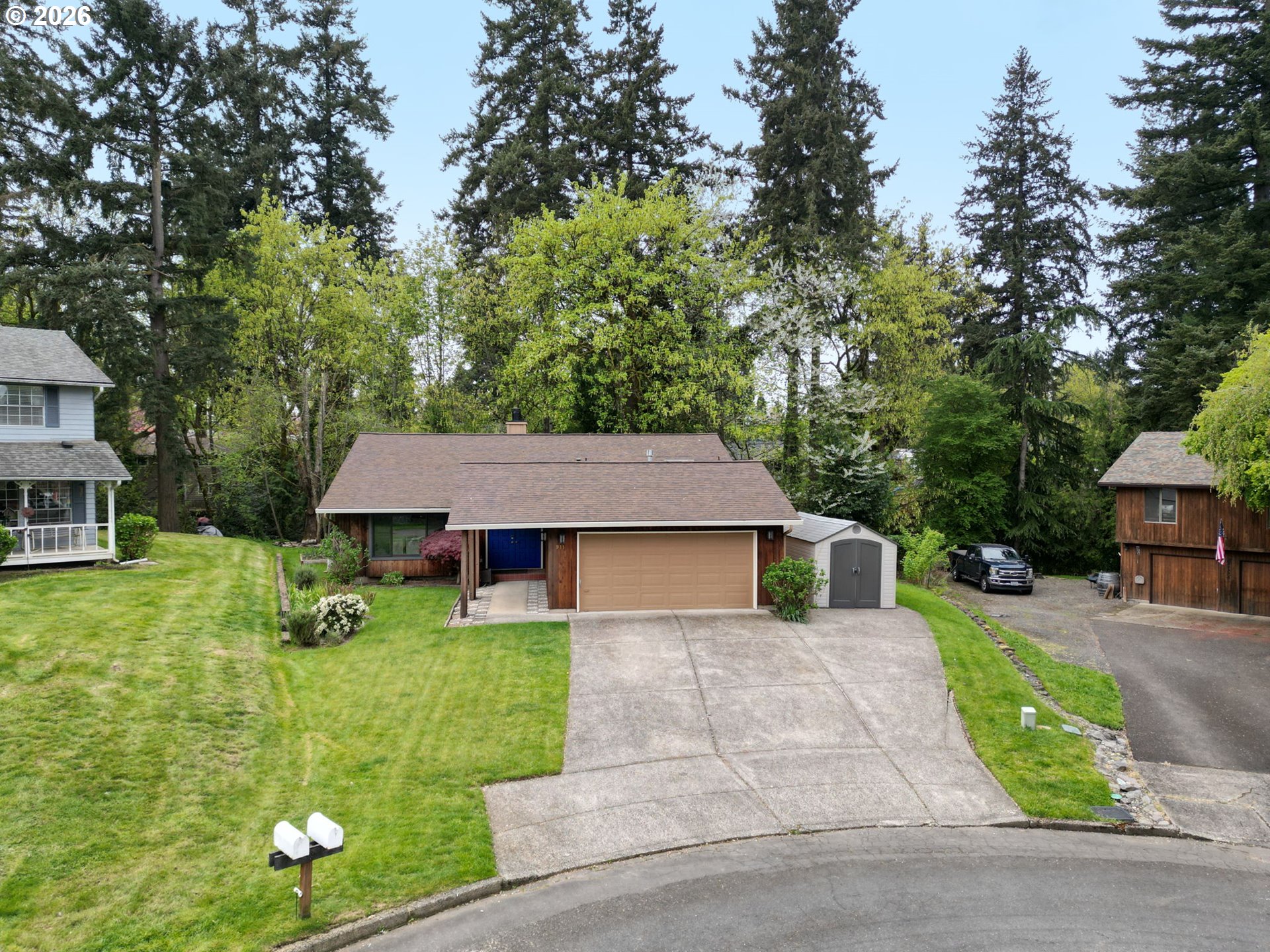 property viewer photo 45