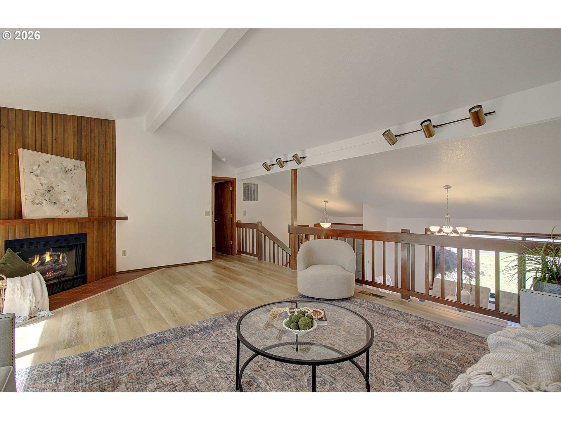 property viewer photo 9
