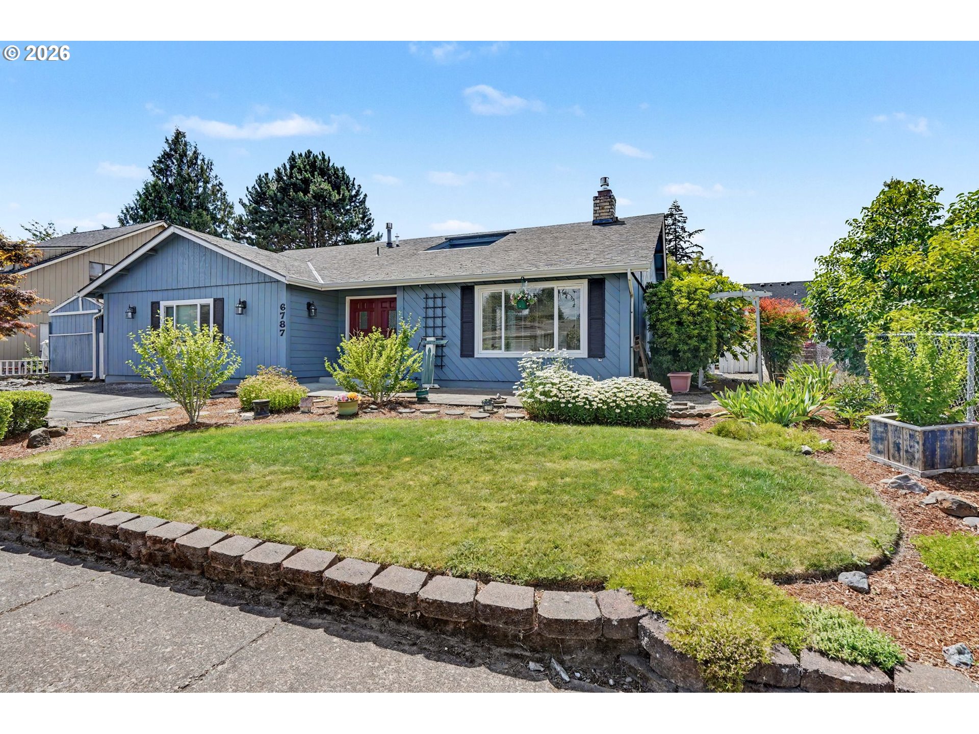 main property photo 2