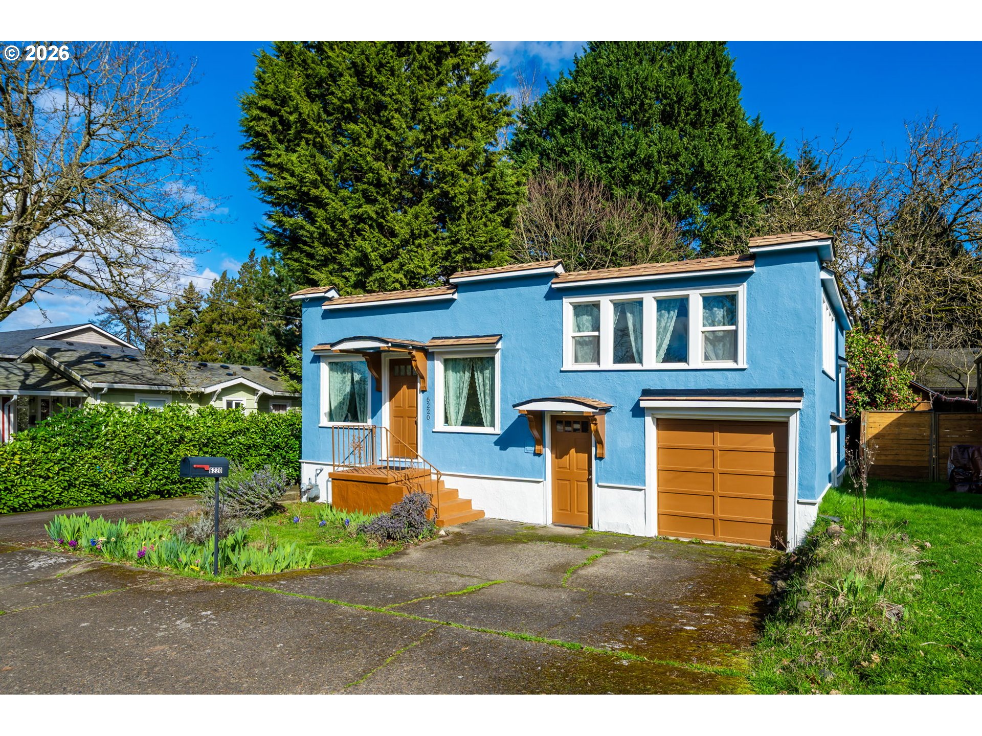 property viewer photo 1
