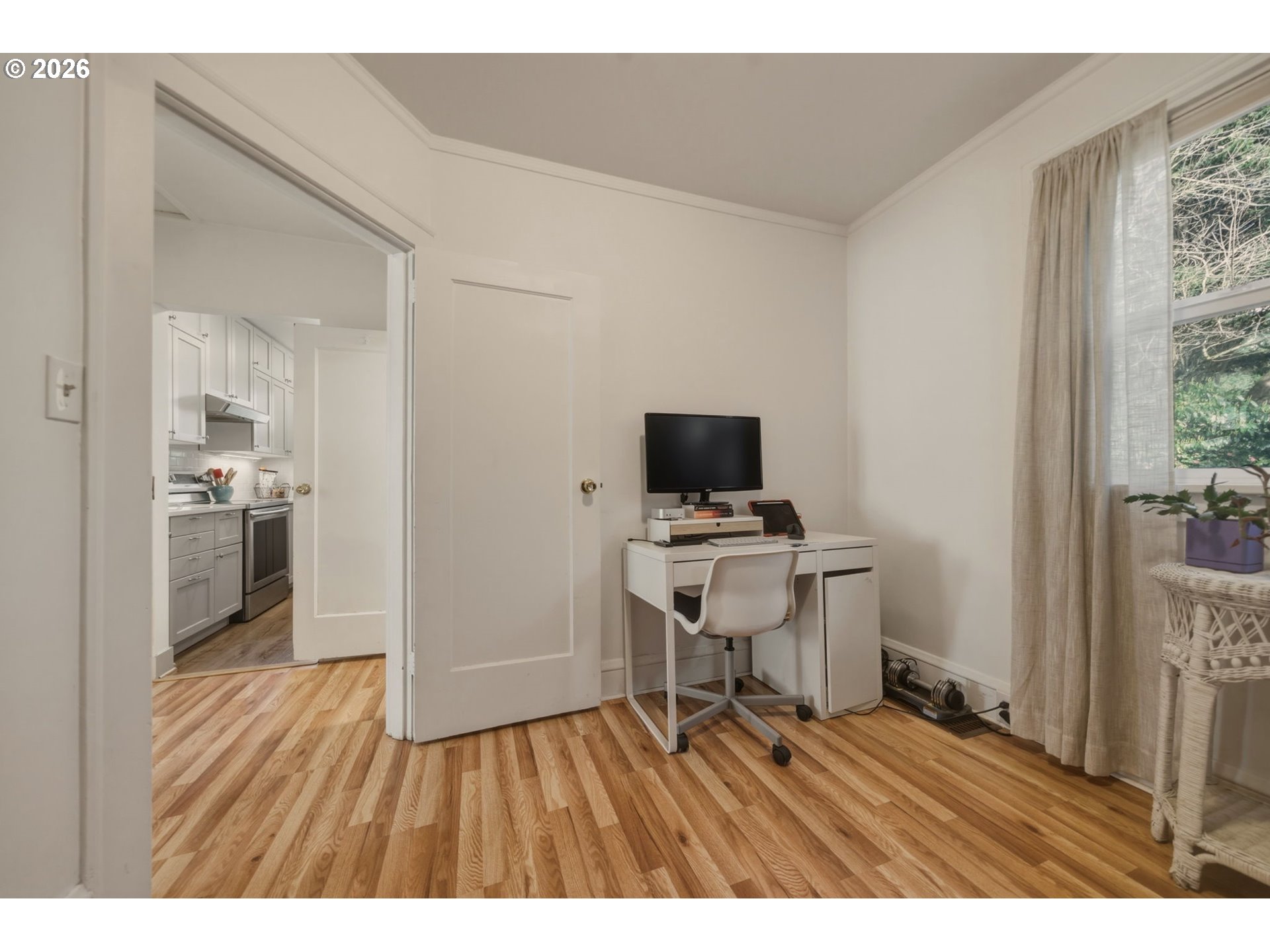 property viewer photo 16