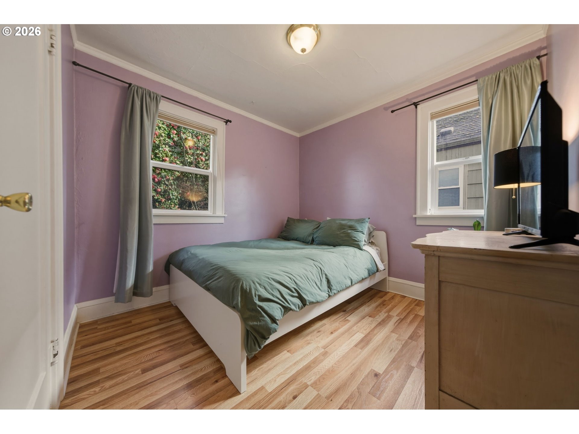 property viewer photo 18