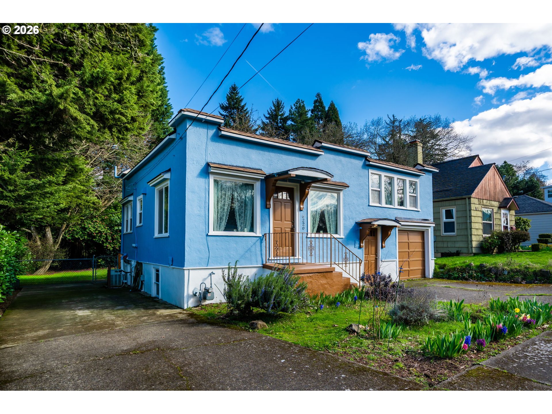 property viewer photo 2
