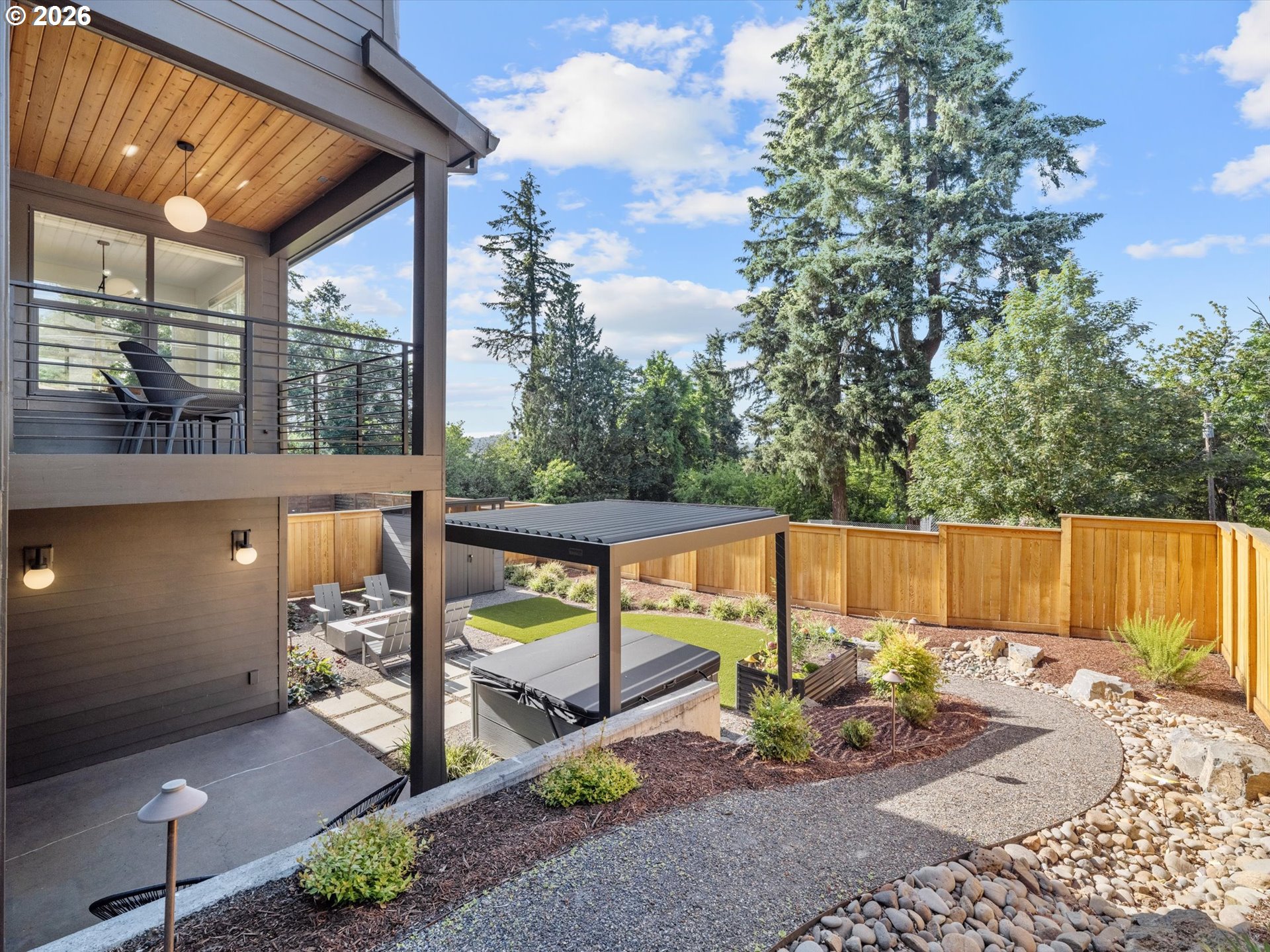 main property photo 36