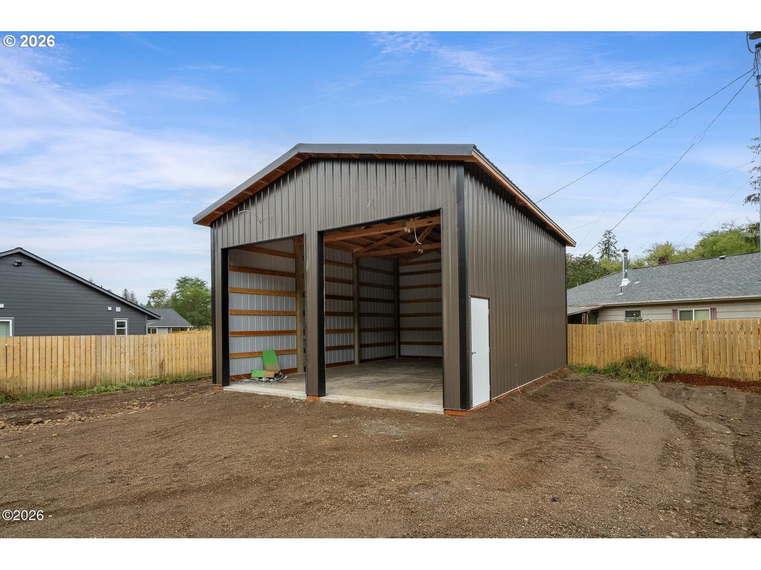 main property photo 32