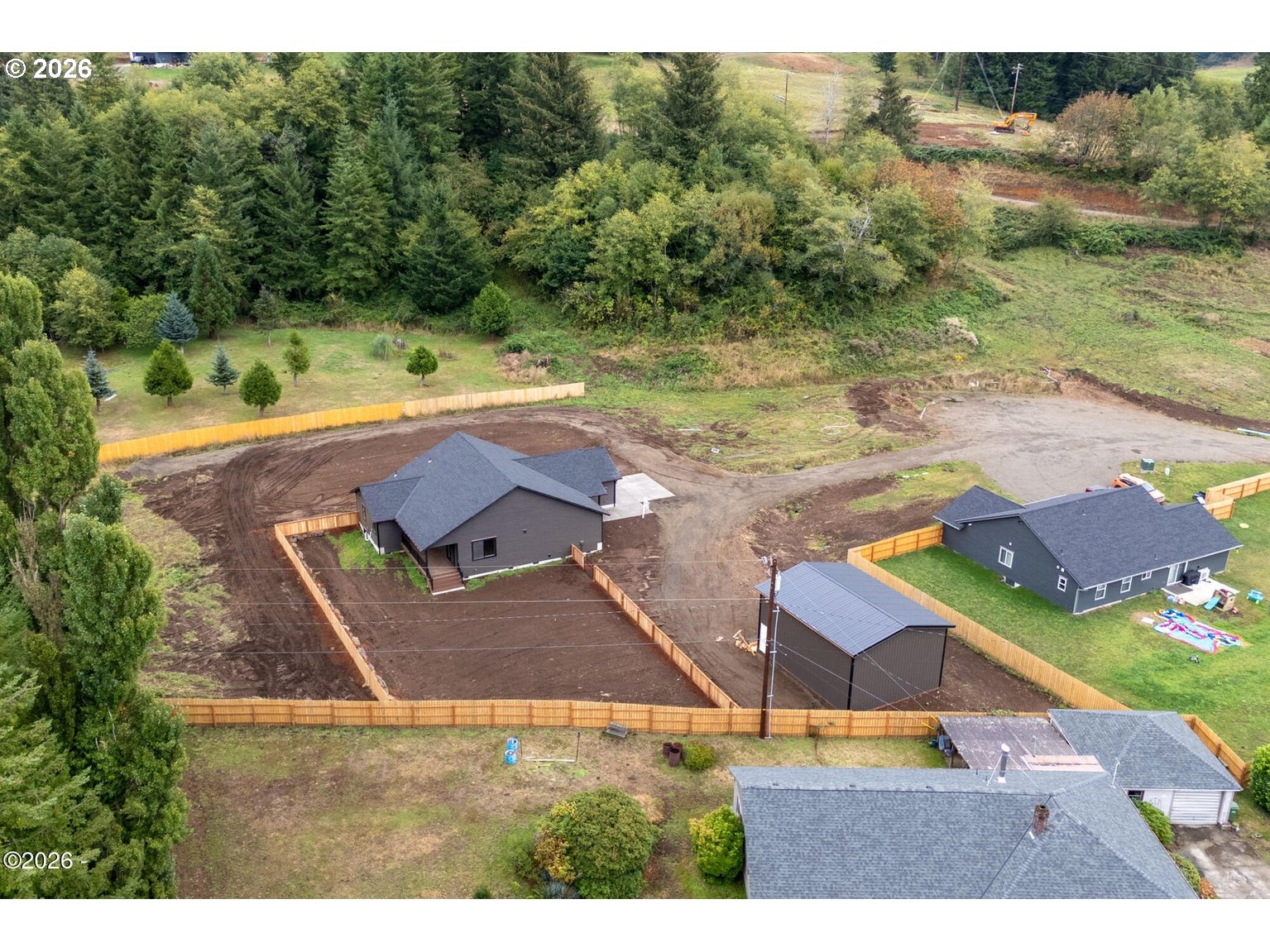 main property photo 40