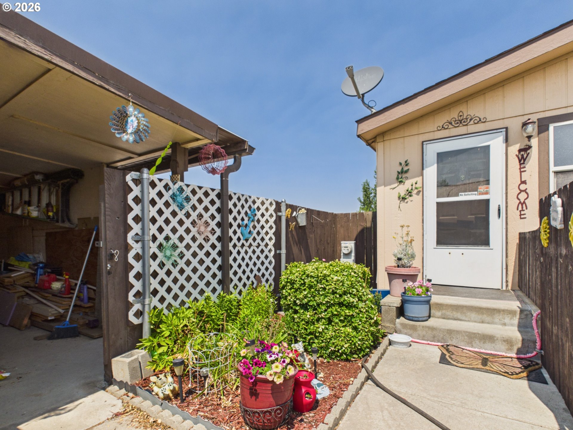 main property photo 22