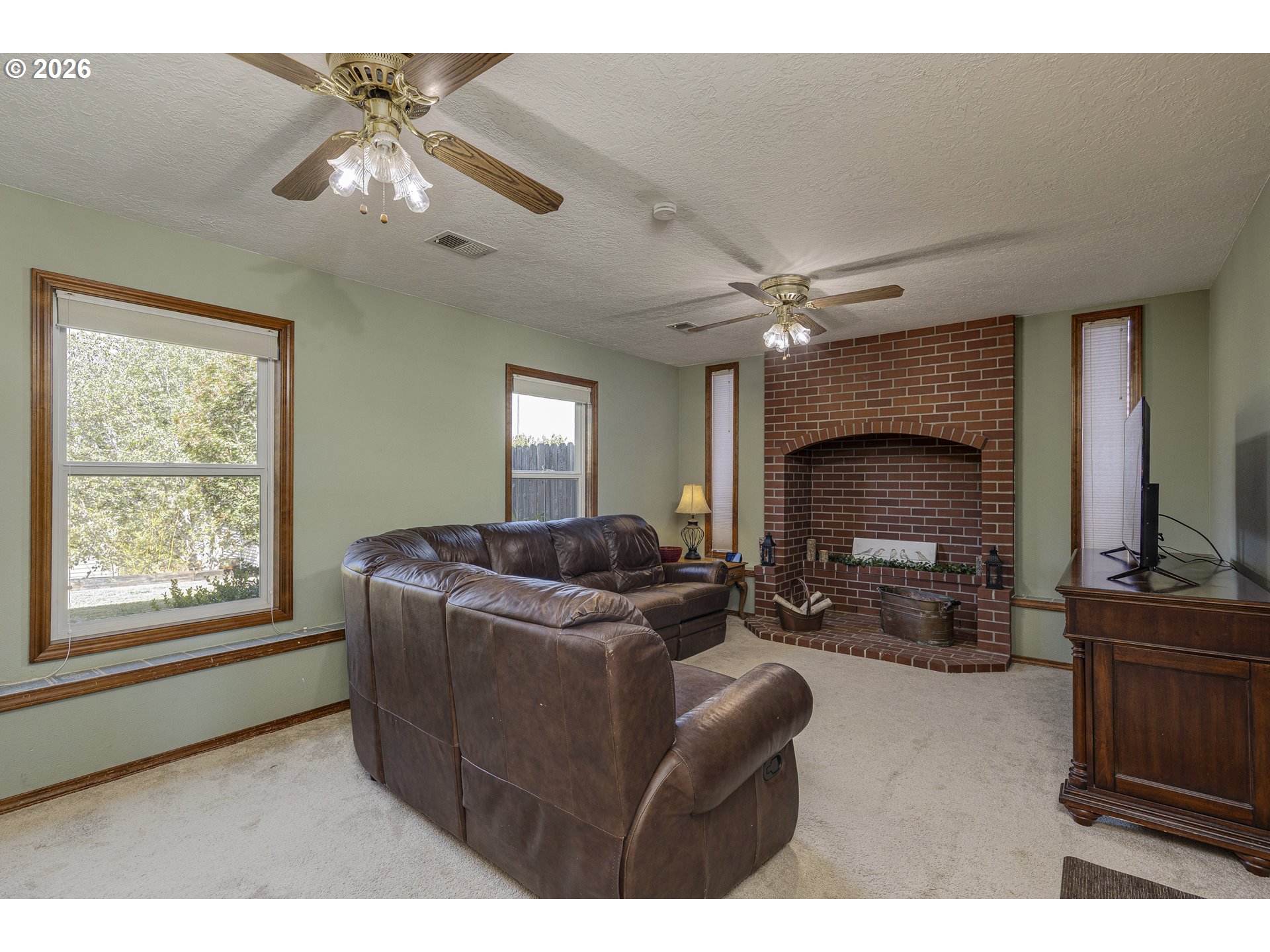 property viewer photo 11