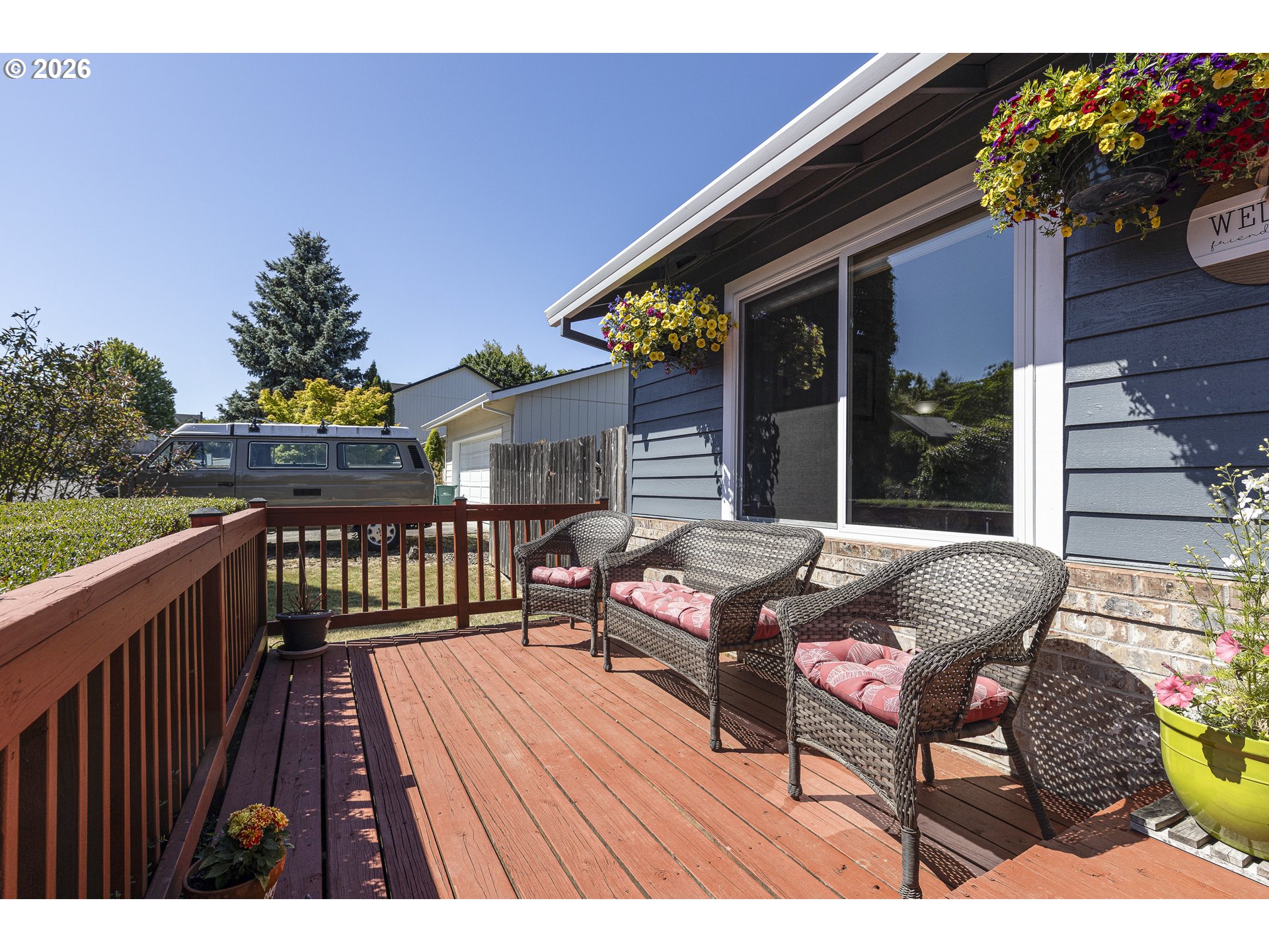 property viewer photo 4