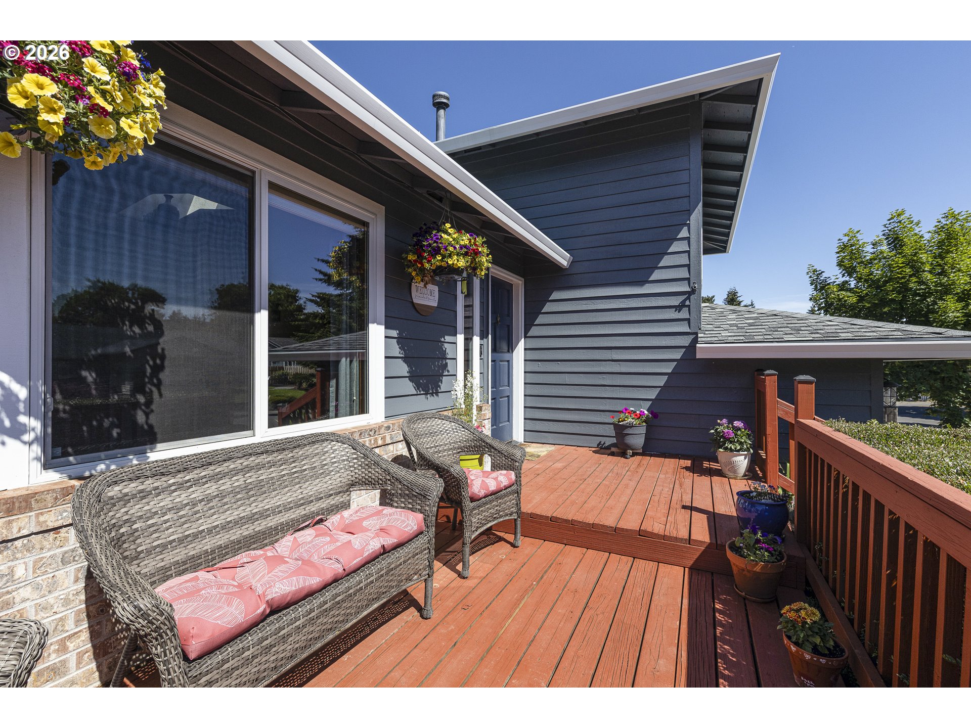 property viewer photo 5