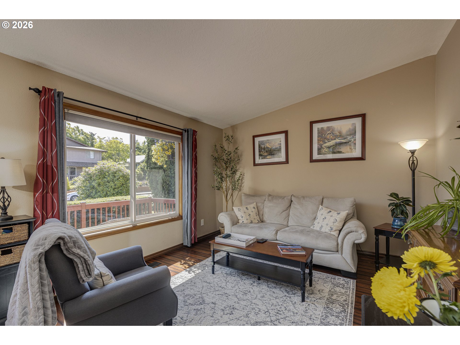 property viewer photo 6