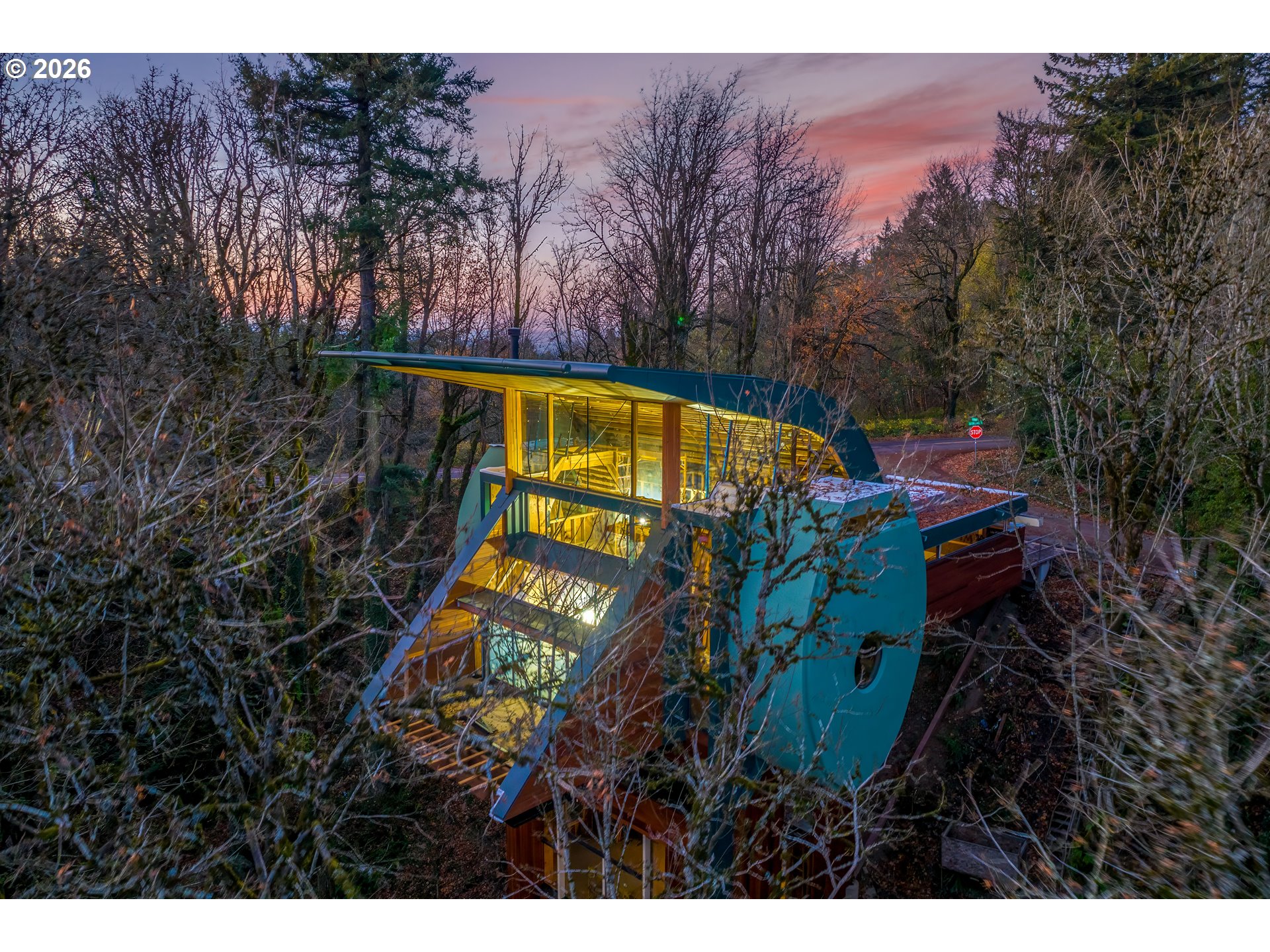 main property photo 14
