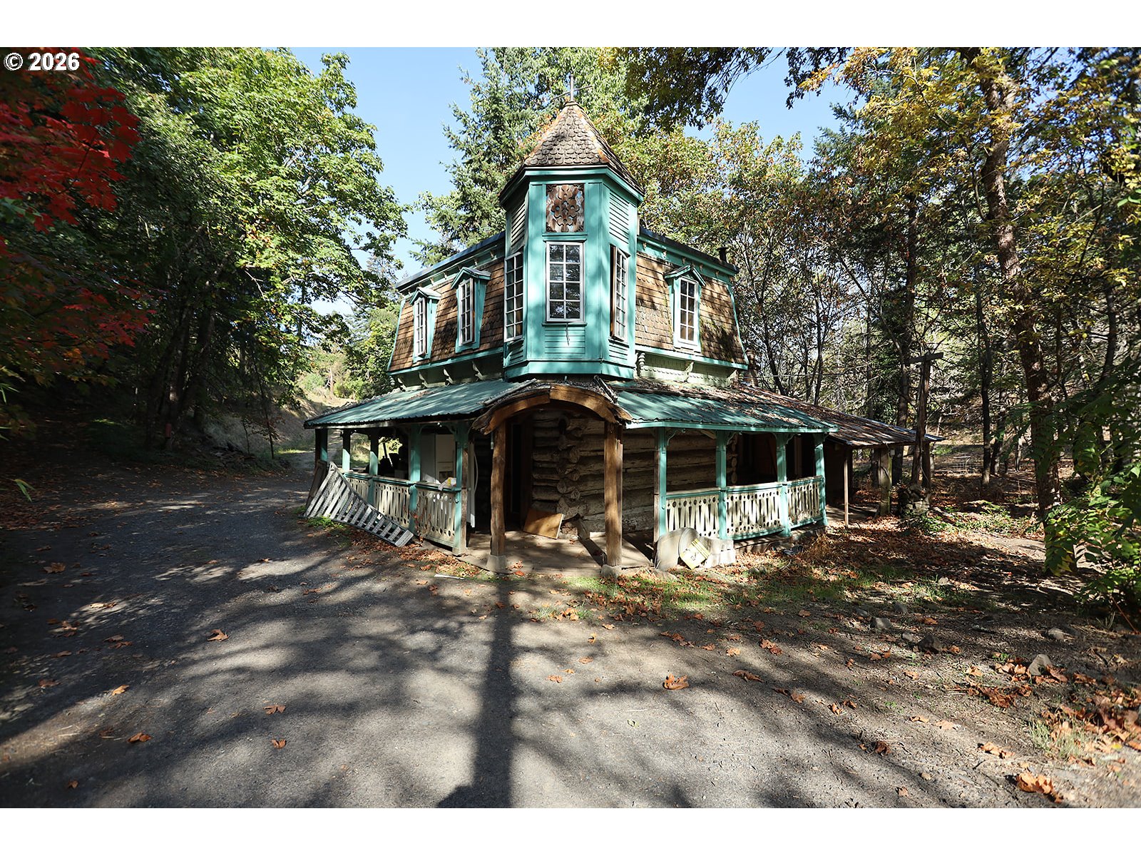 main property photo 11