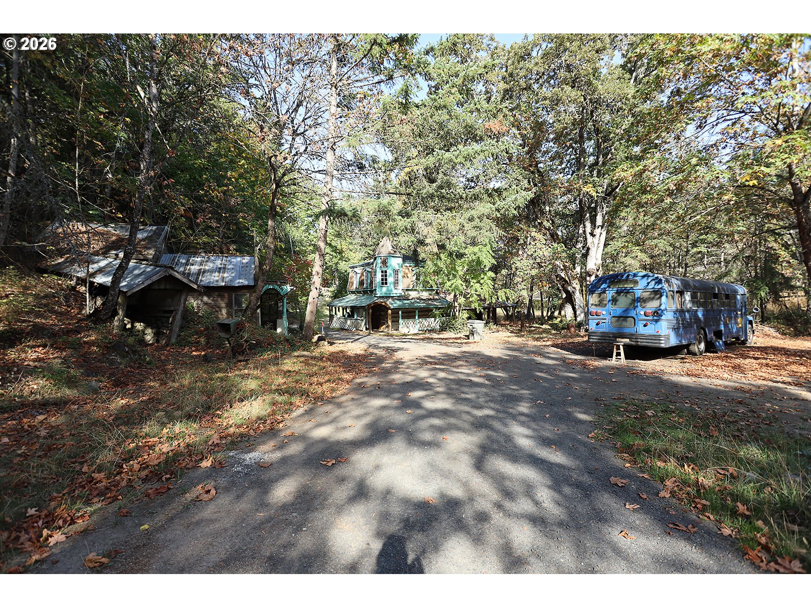 main property photo 12