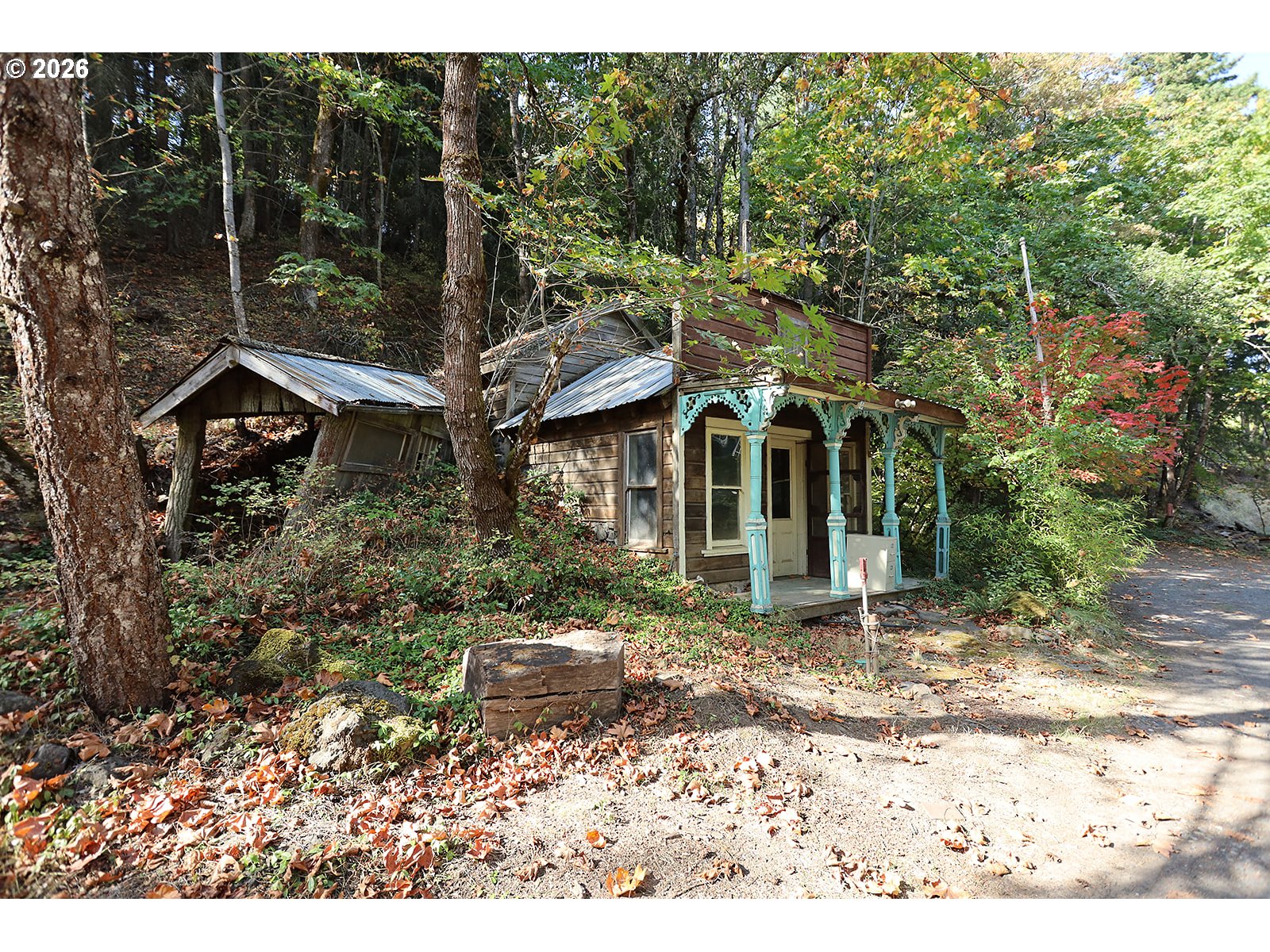 main property photo 13