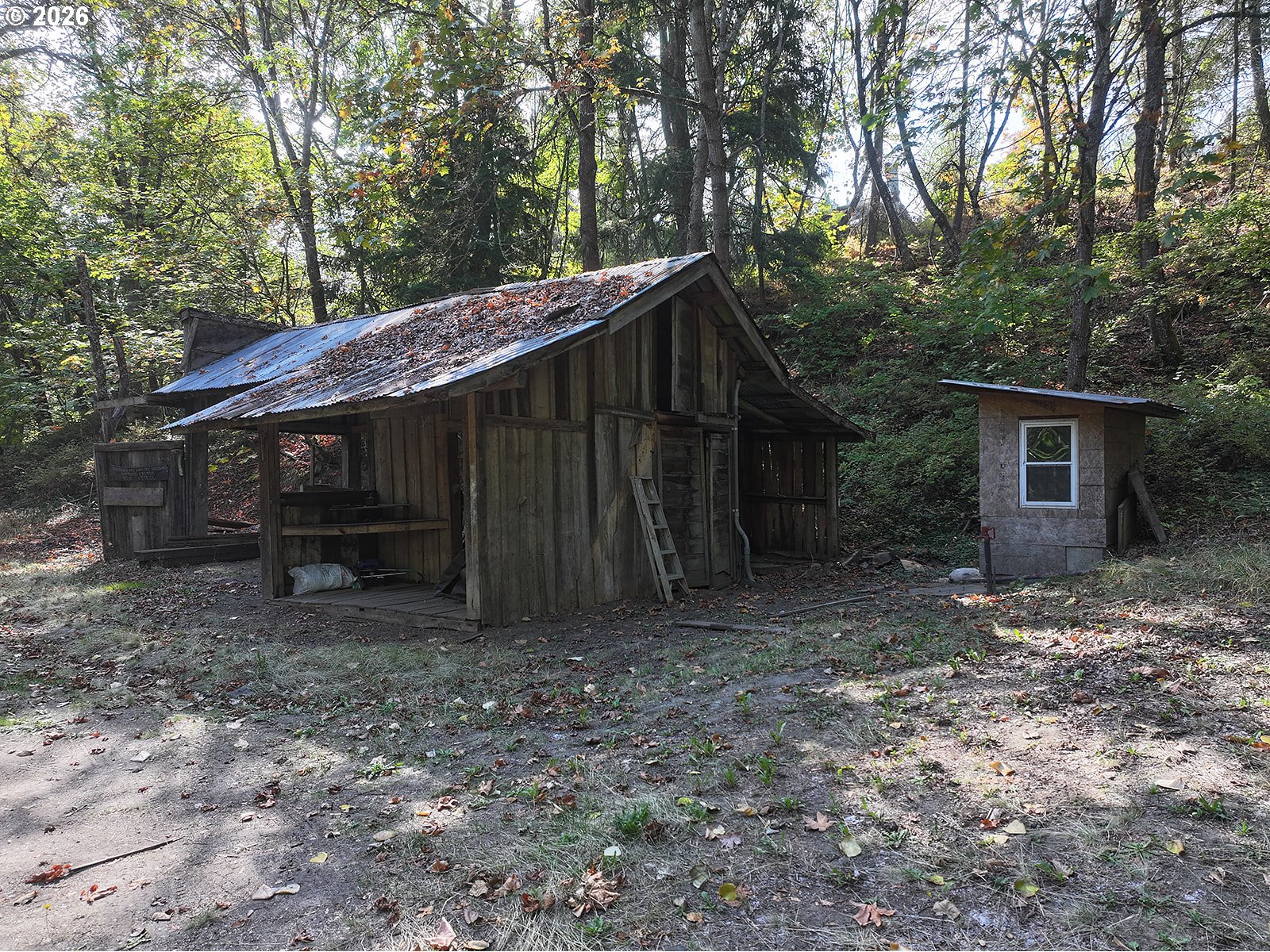 main property photo 32