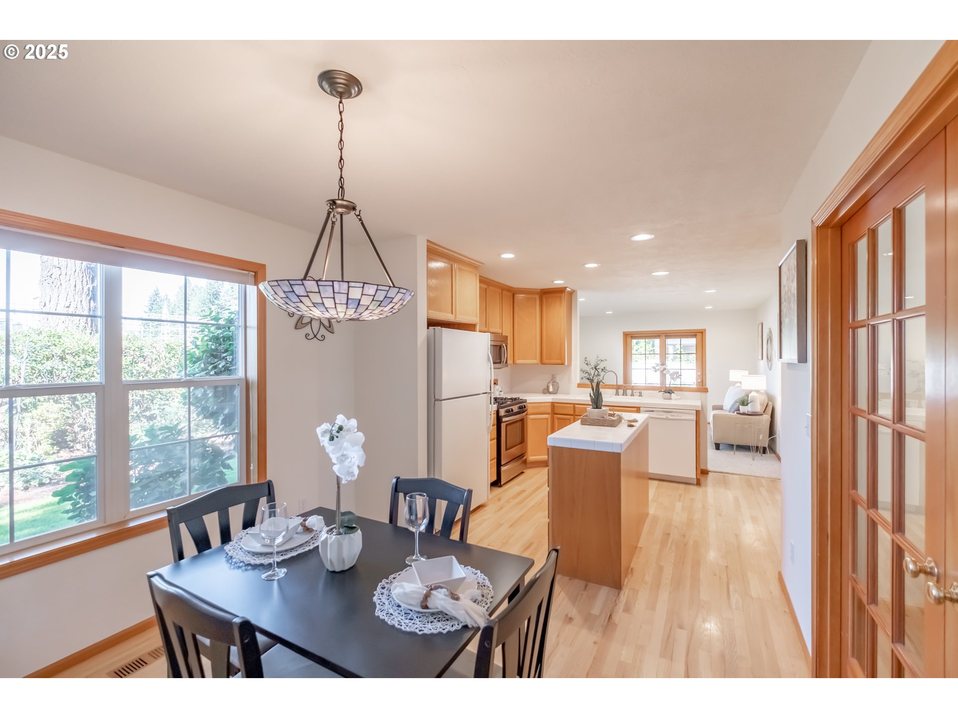 property viewer photo 12