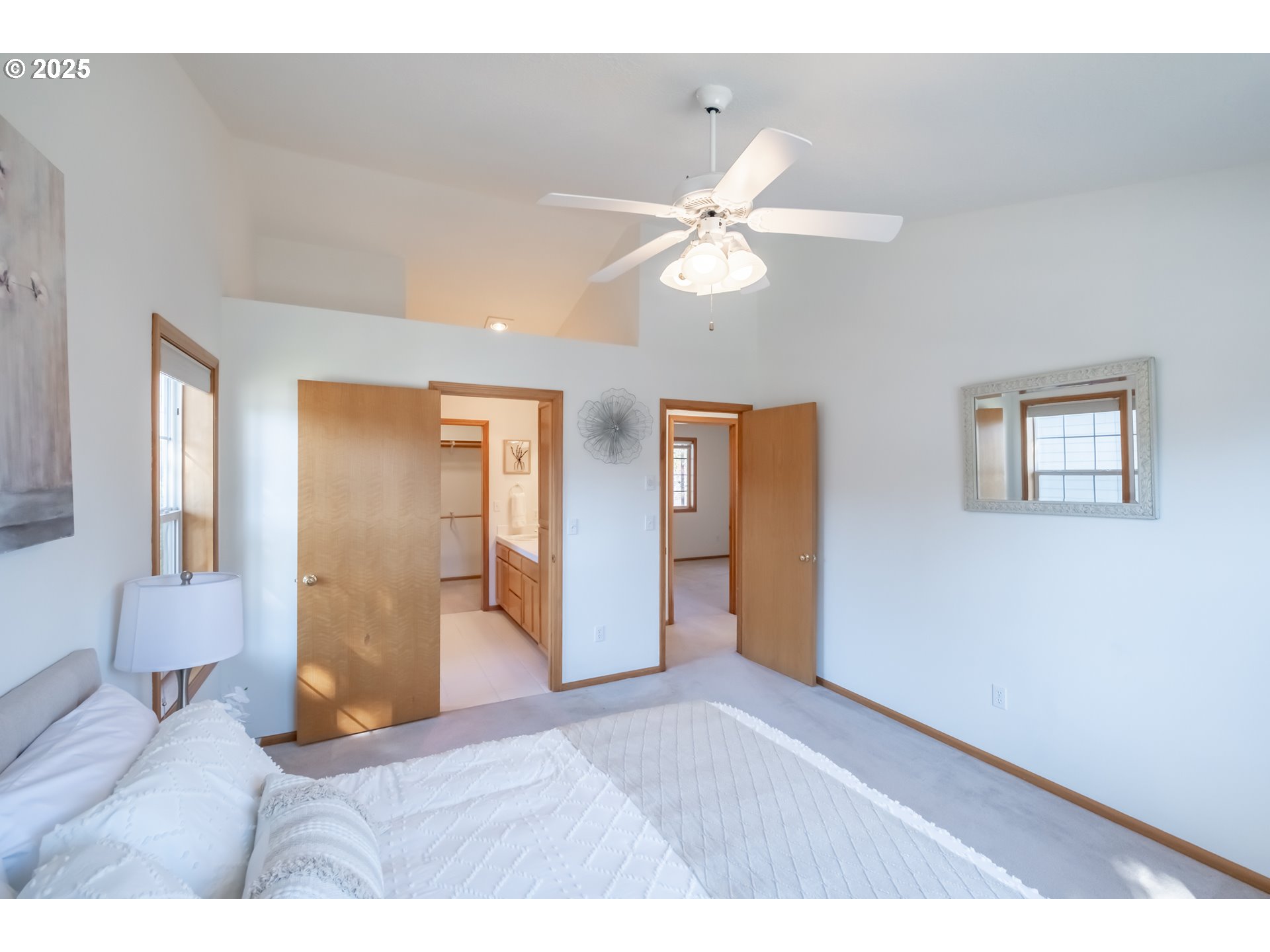 property viewer photo 25
