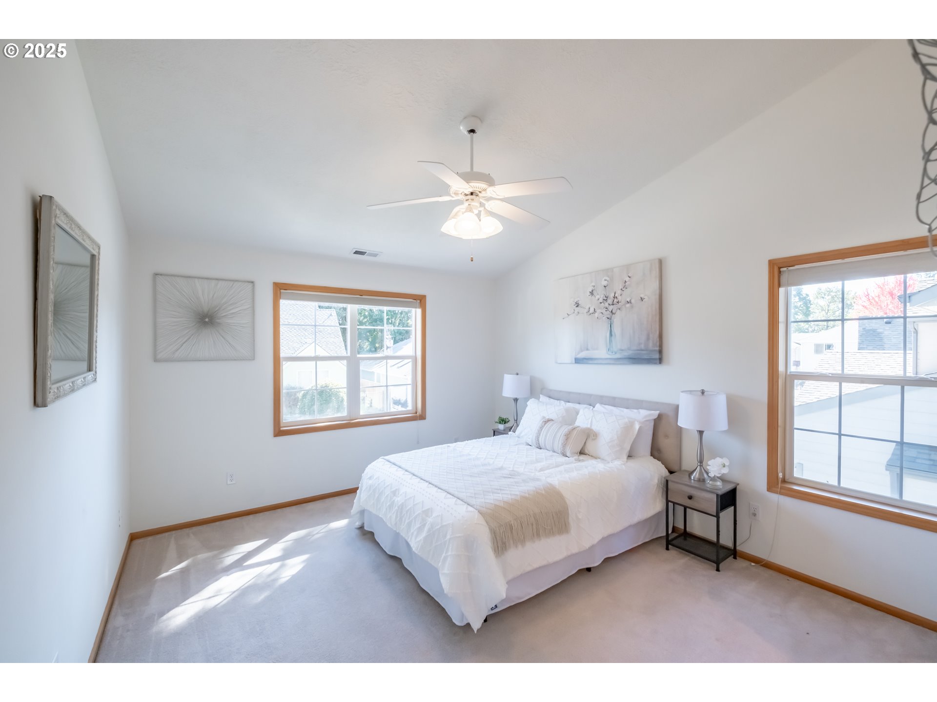 property viewer photo 27
