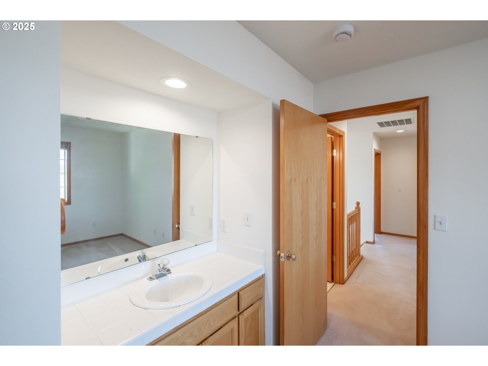 property viewer photo 37