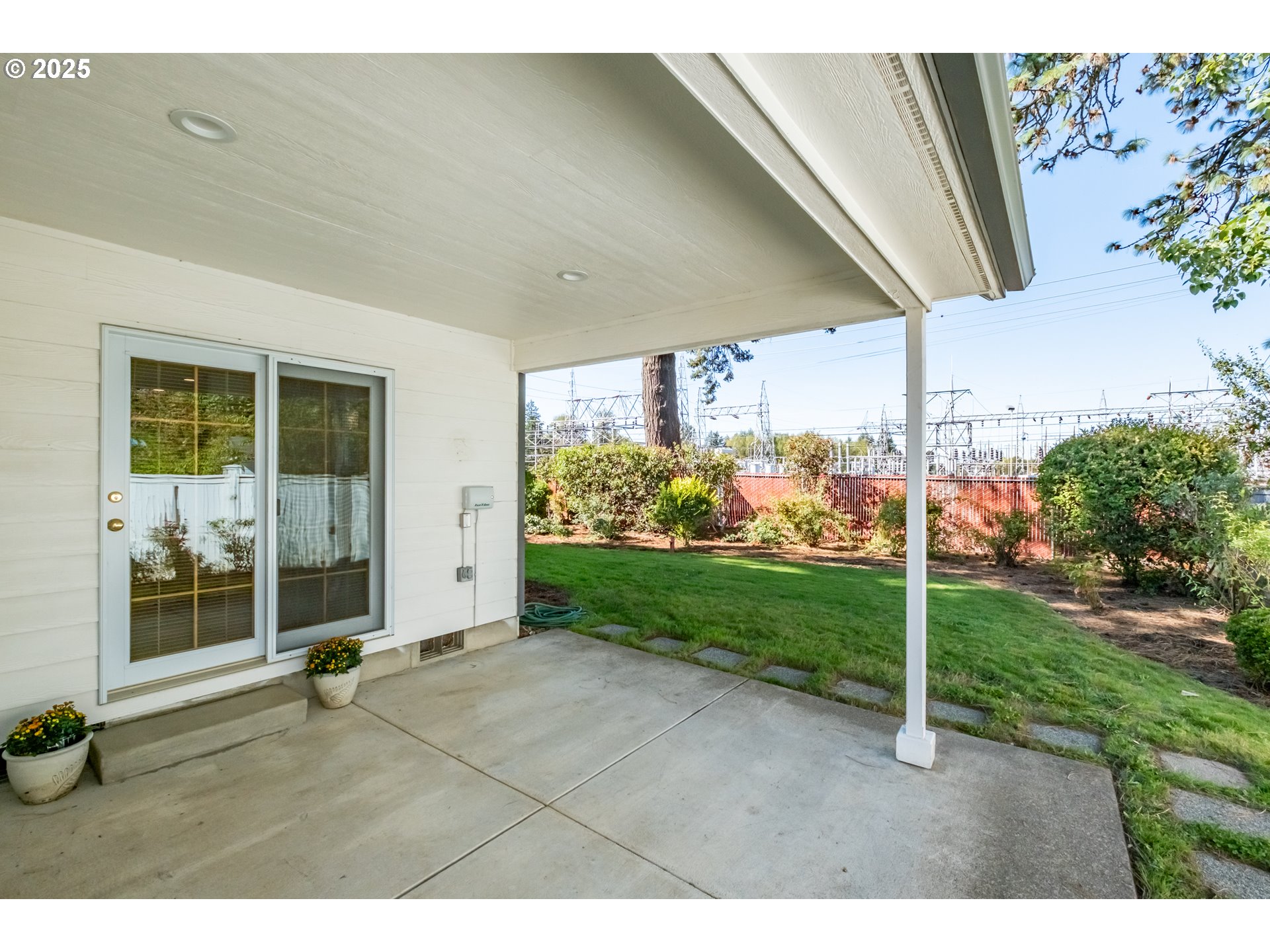 property viewer photo 45