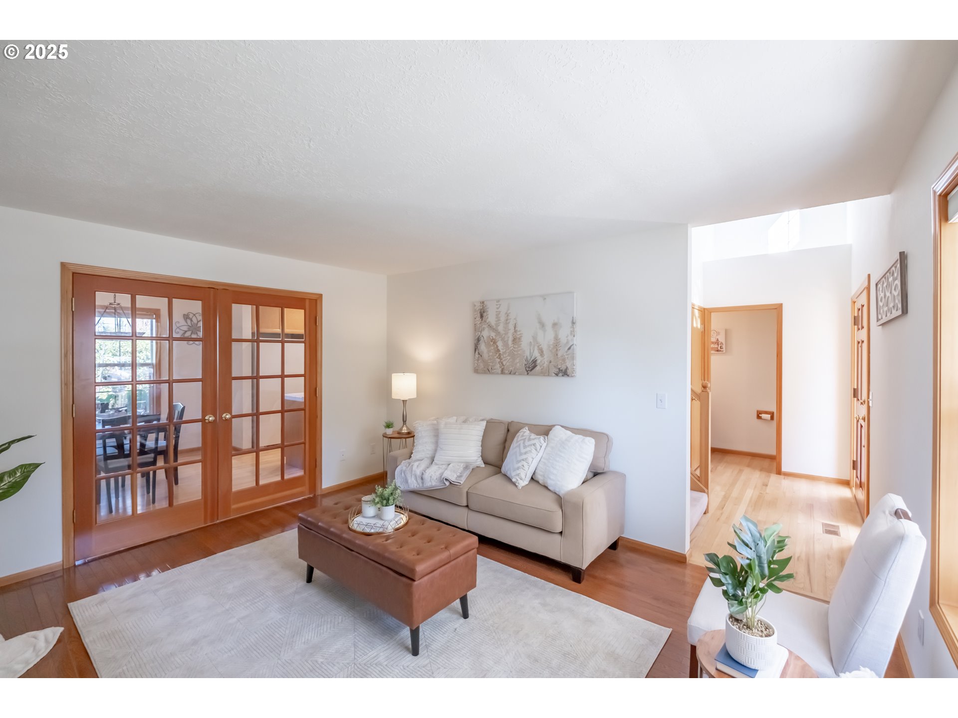 property viewer photo 7