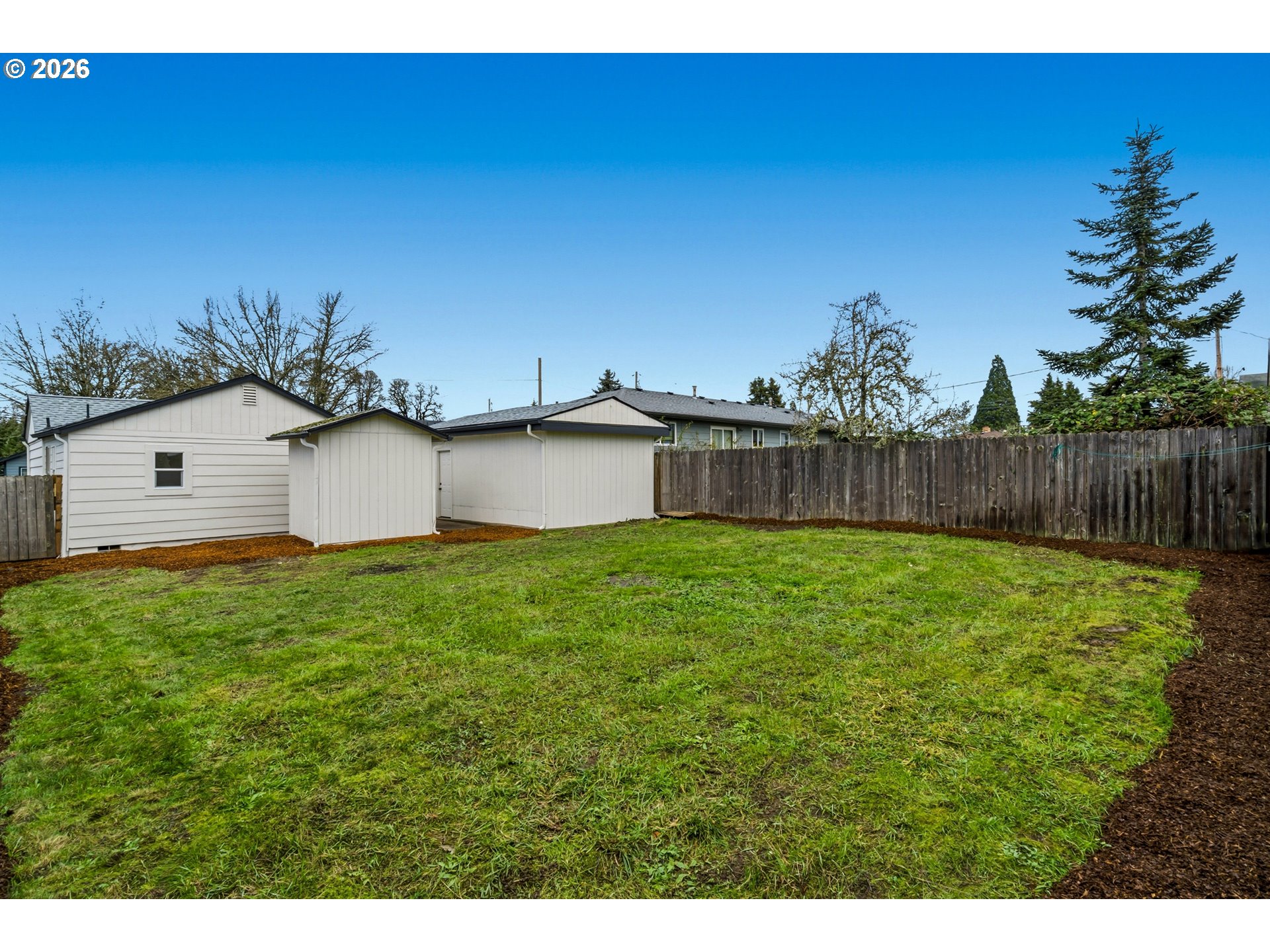 property viewer photo 12