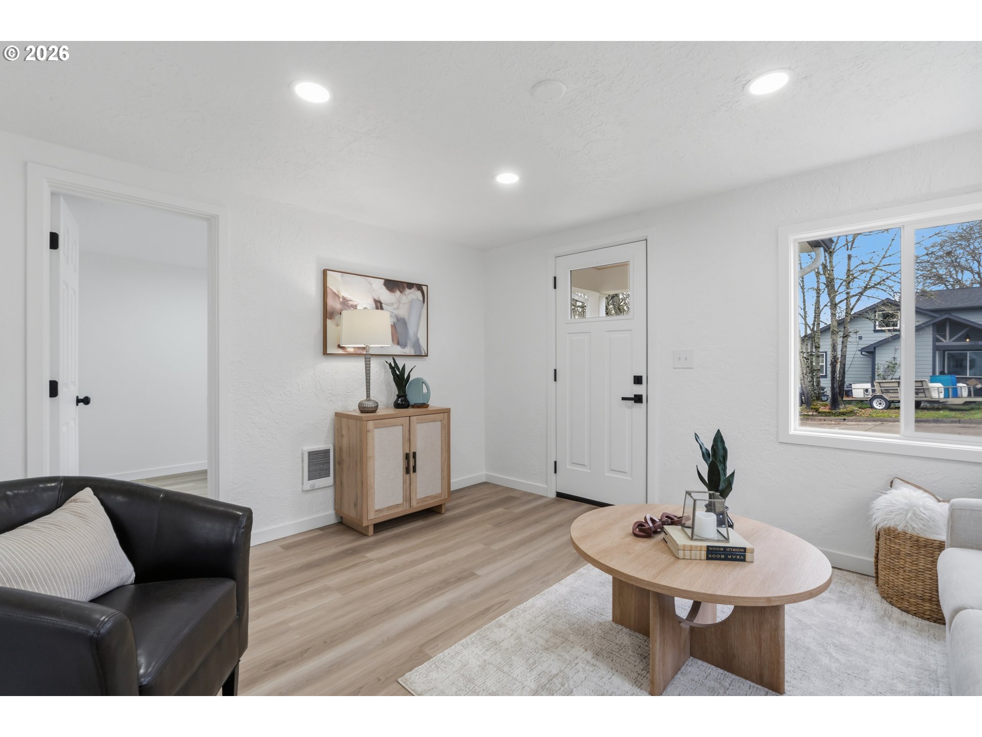 property viewer photo 20