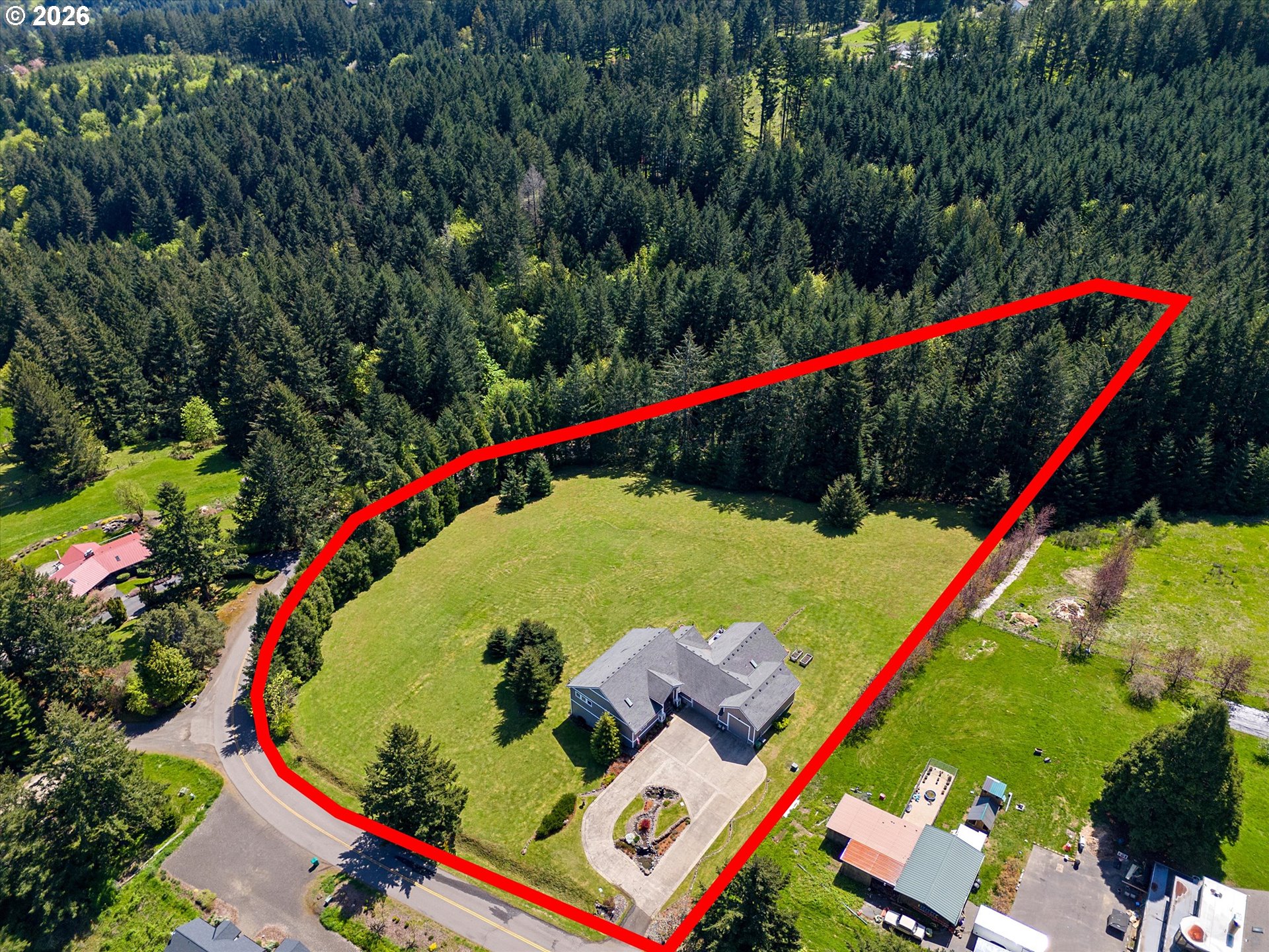 main property photo 40