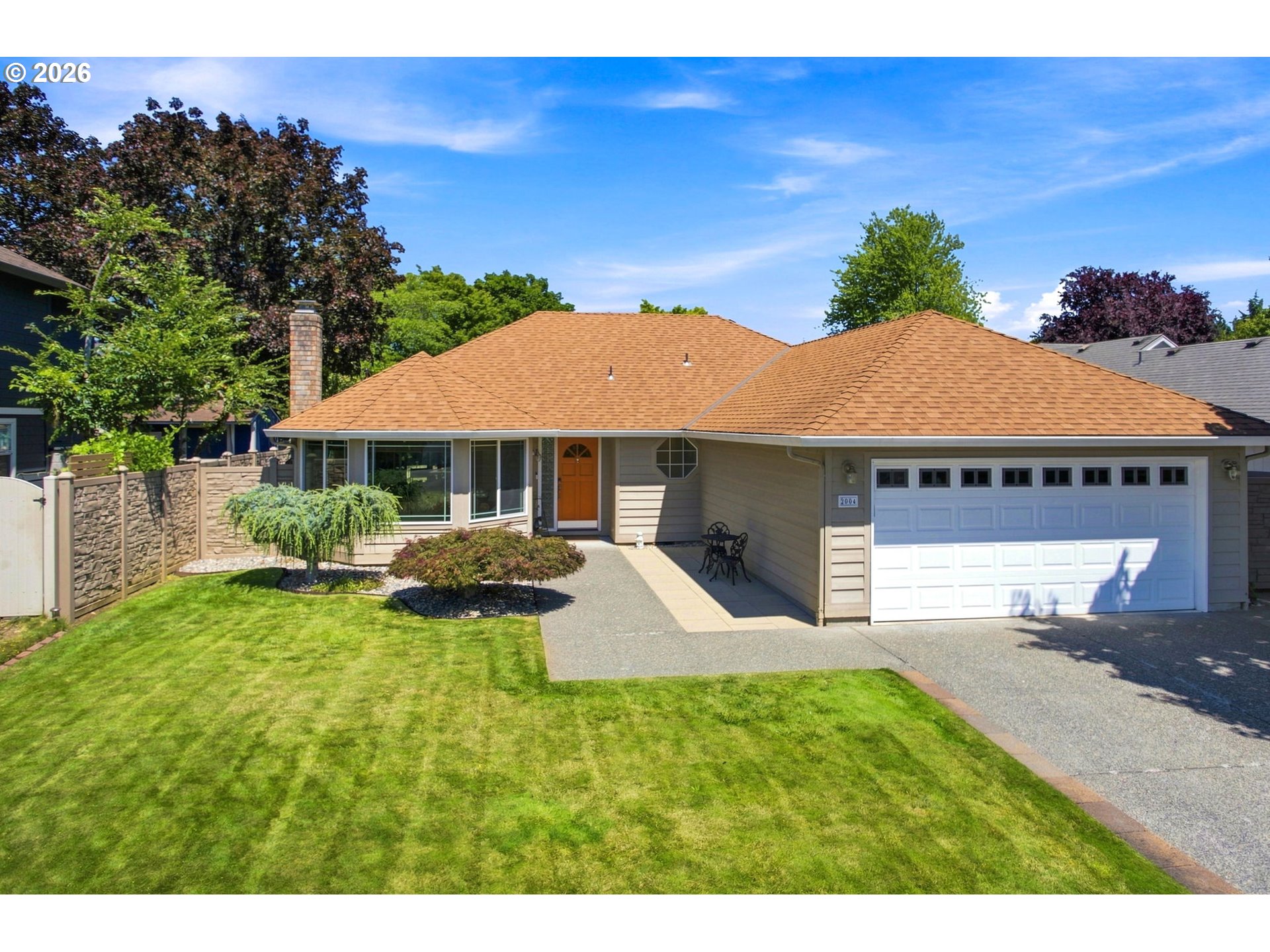property viewer photo 1