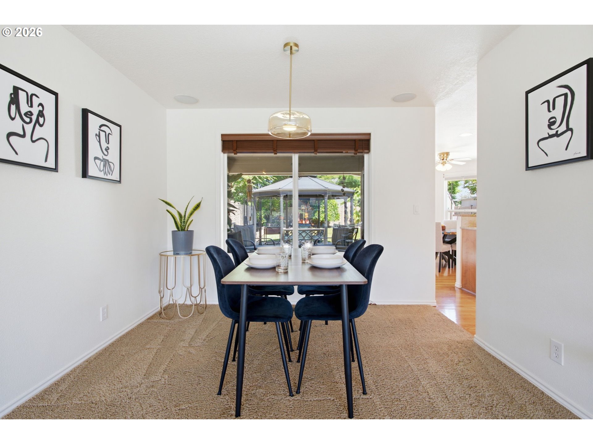 property viewer photo 10