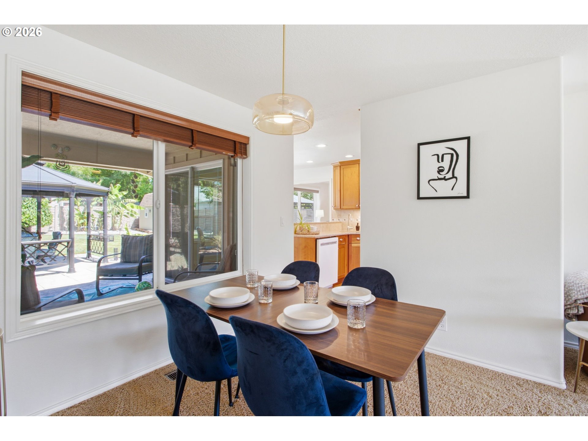 property viewer photo 11