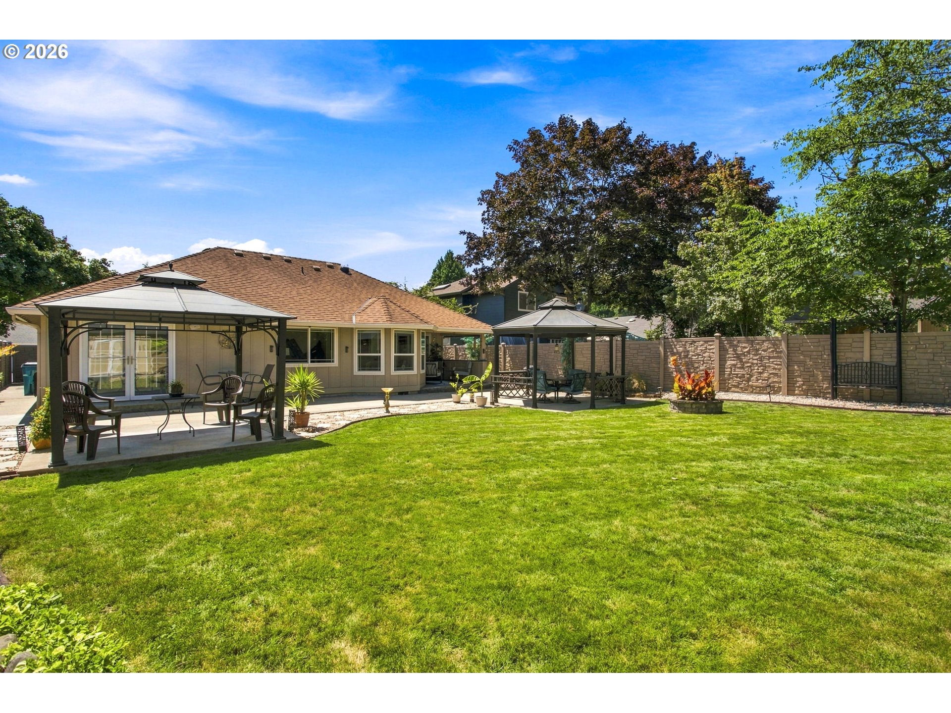 property viewer photo 32