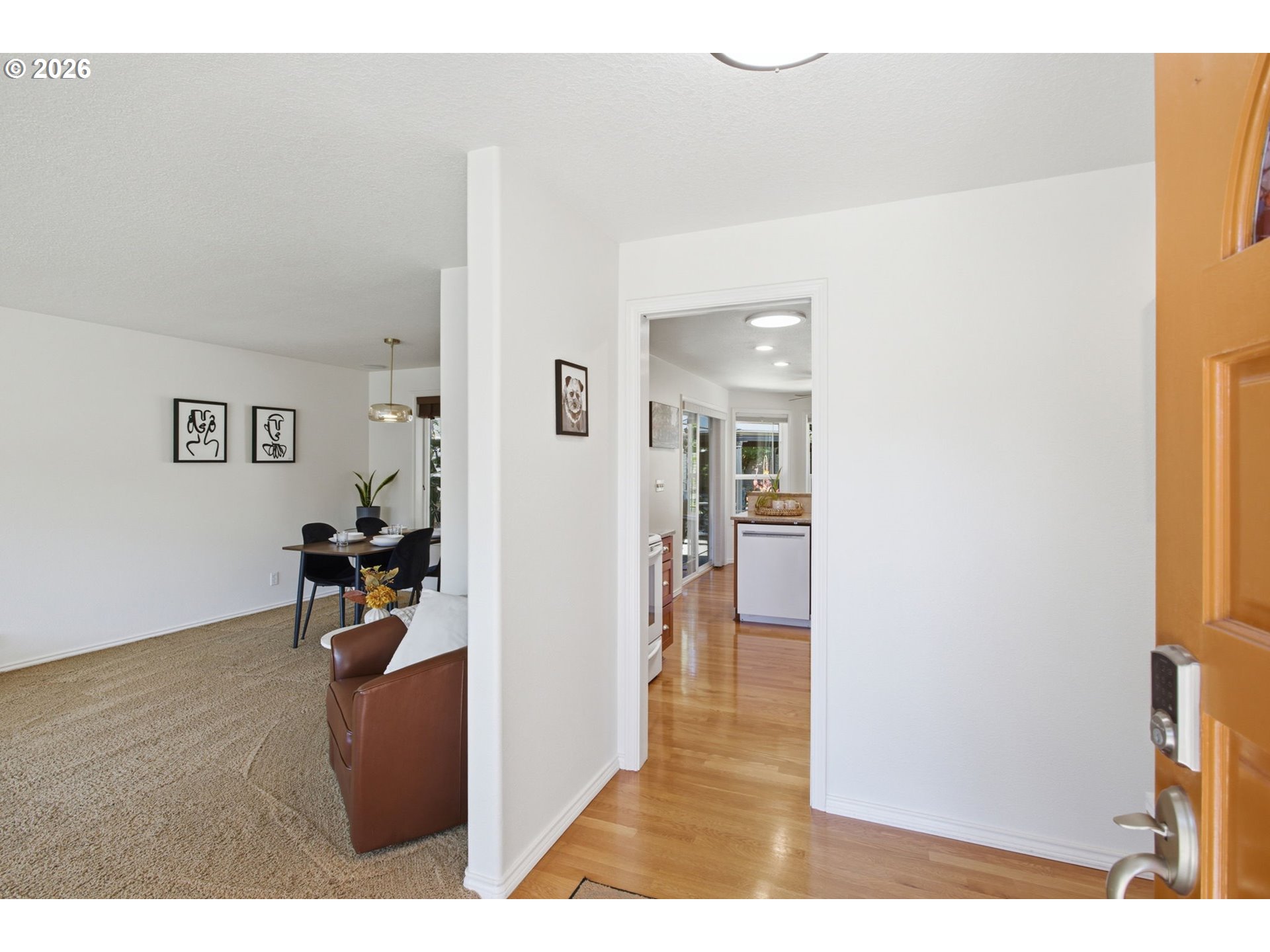 property viewer photo 5