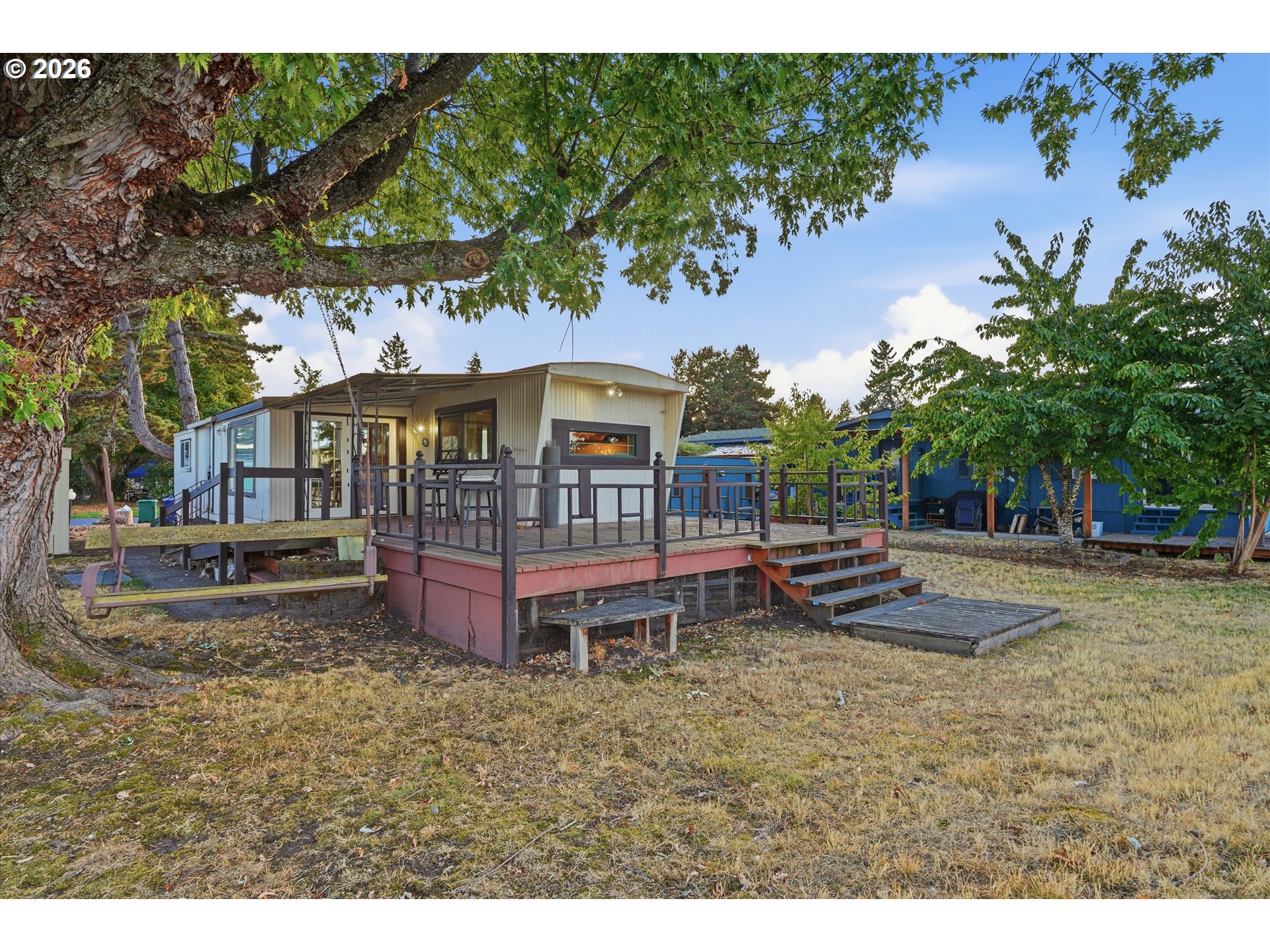 main property photo 22