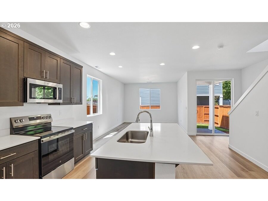 property viewer photo 10
