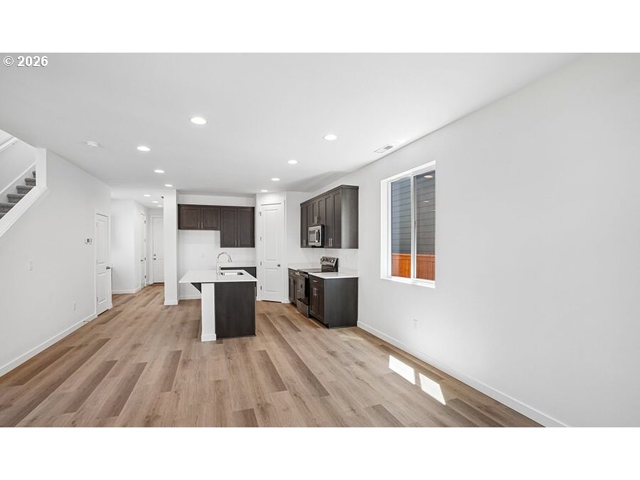property viewer photo 14