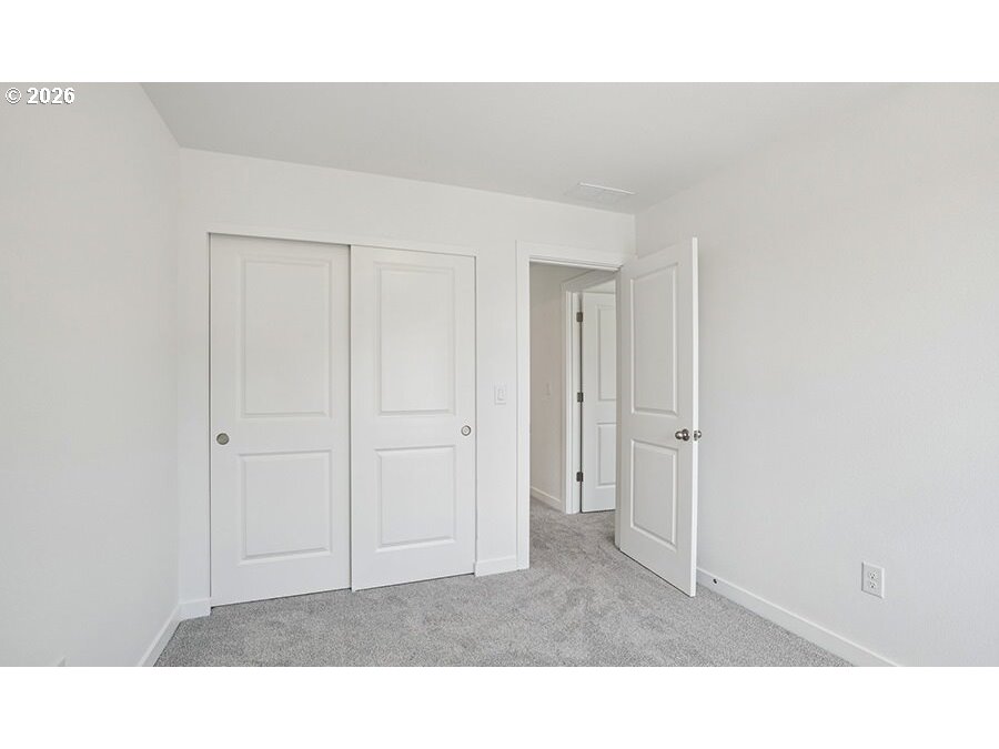 property viewer photo 23