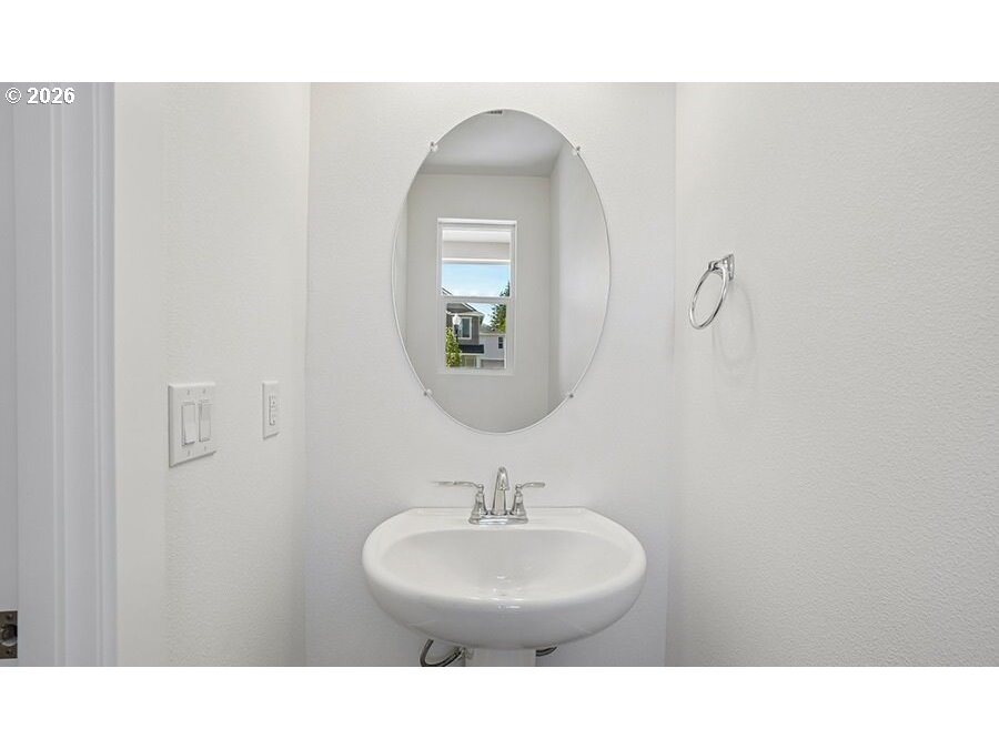 property viewer photo 4