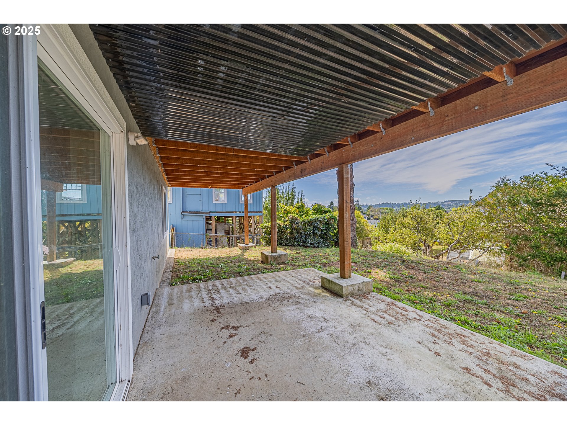 property viewer photo 35